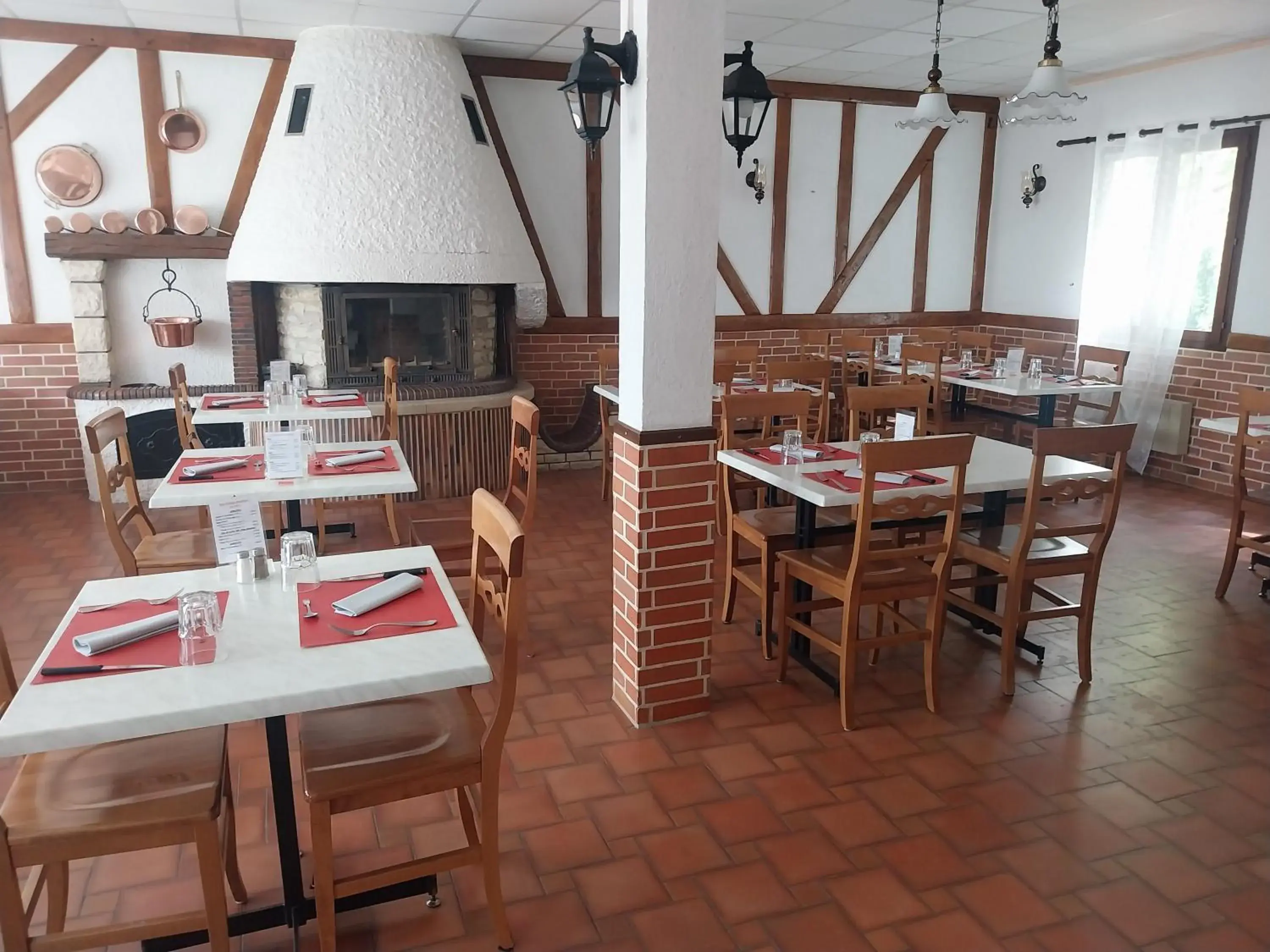 Restaurant/places to eat in Logis Auberge De La Plaine Restaurant/places to eat in Logis Auberge De La Plaine
