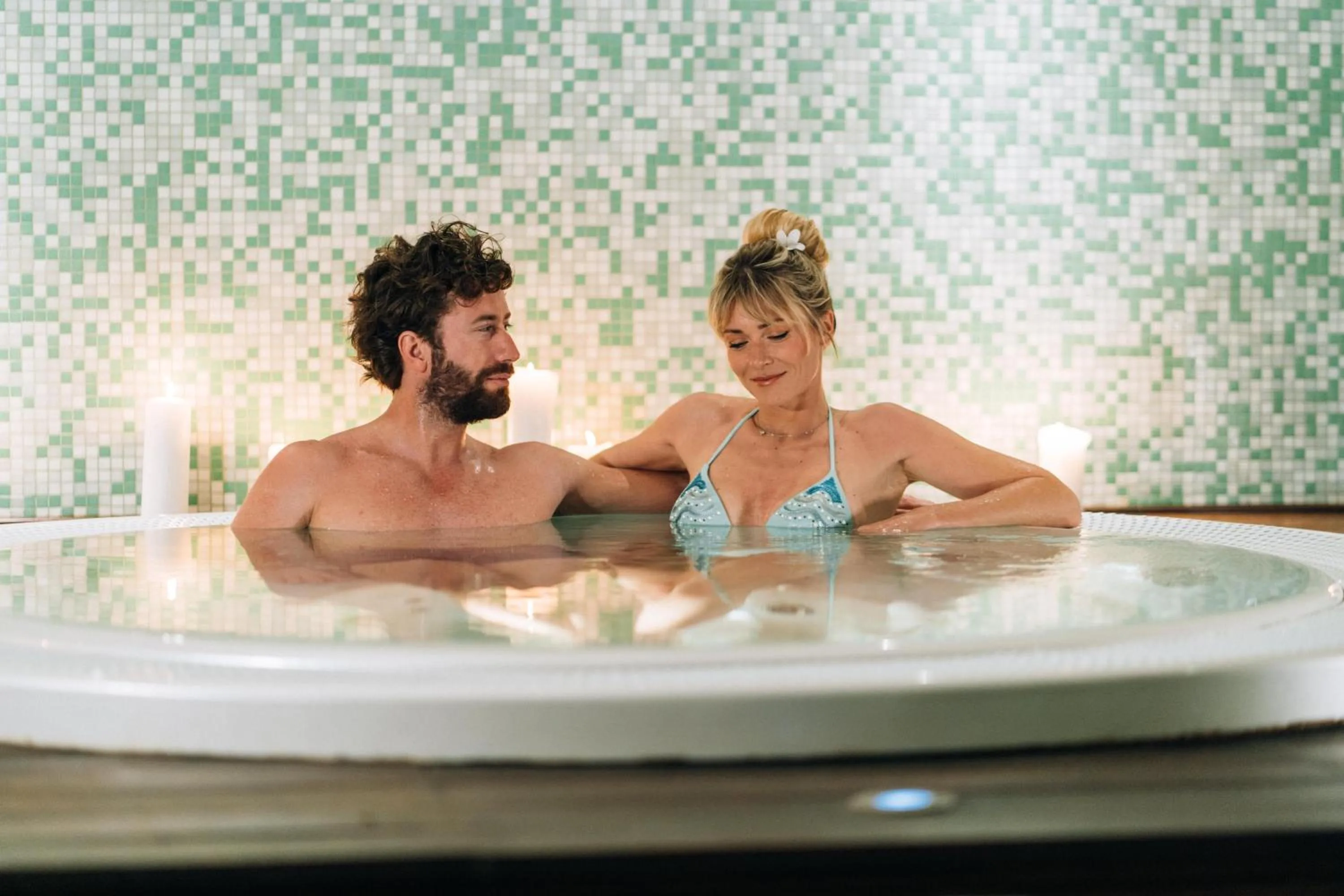 Hot Tub in Pietrablu Resort & Spa - CDSHotels