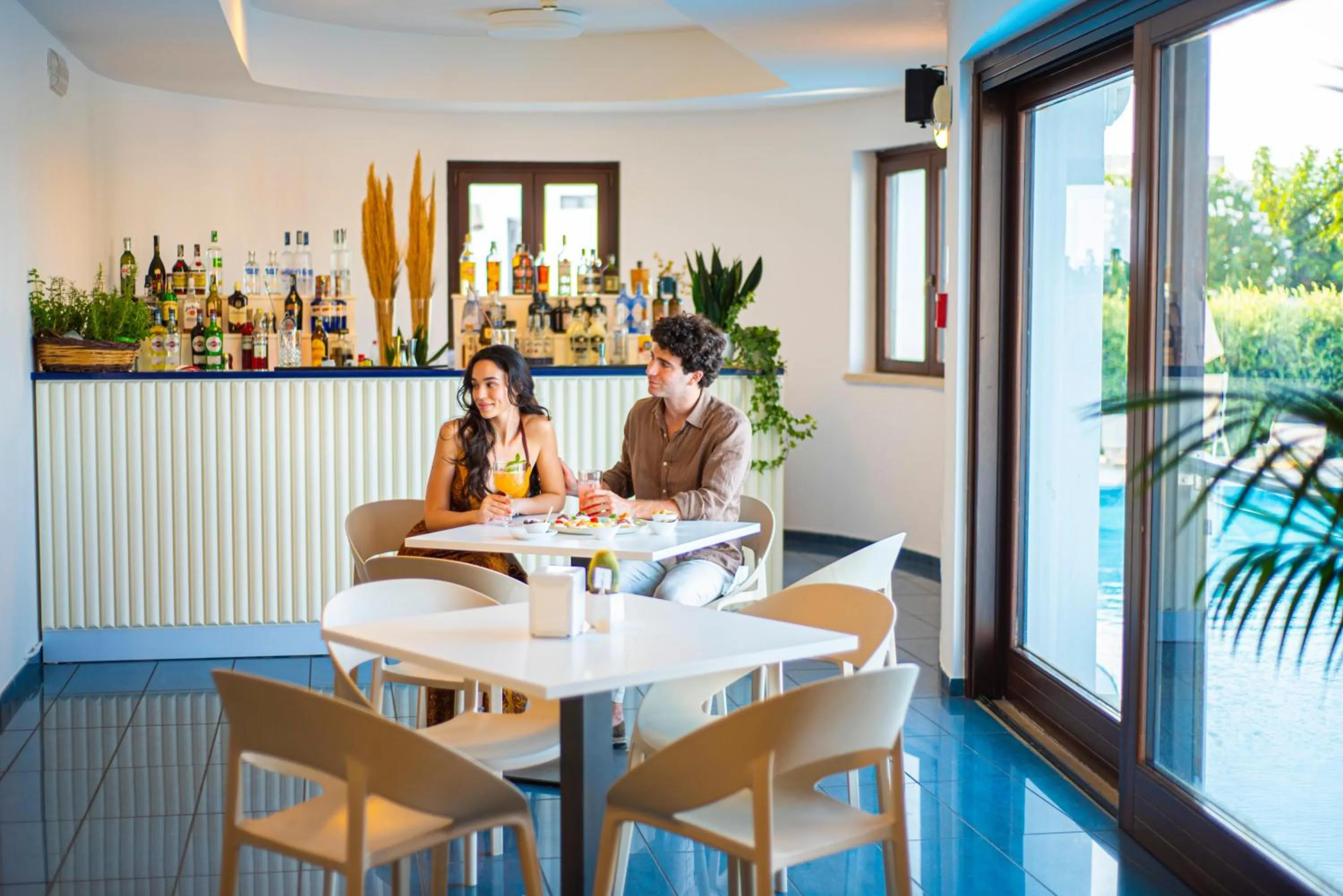 Lounge or bar in Pietrablu Resort & Spa - CDSHotels