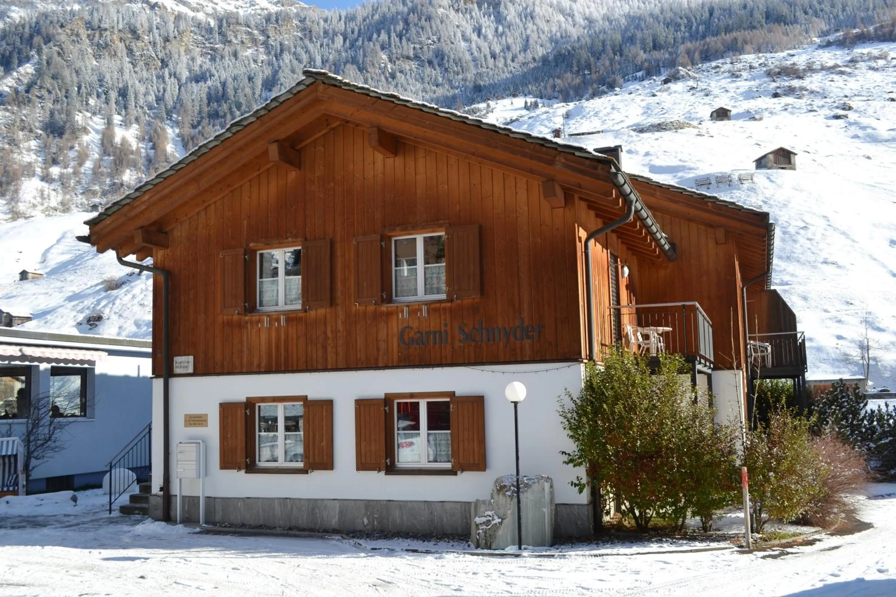 Property building in Schnider Bed&Breakfast und Café