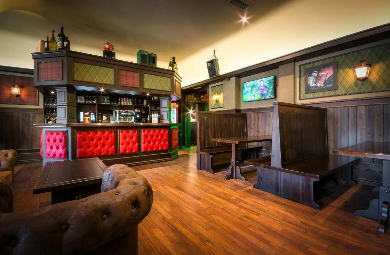 Restaurant/places to eat in Yoanna Hotel