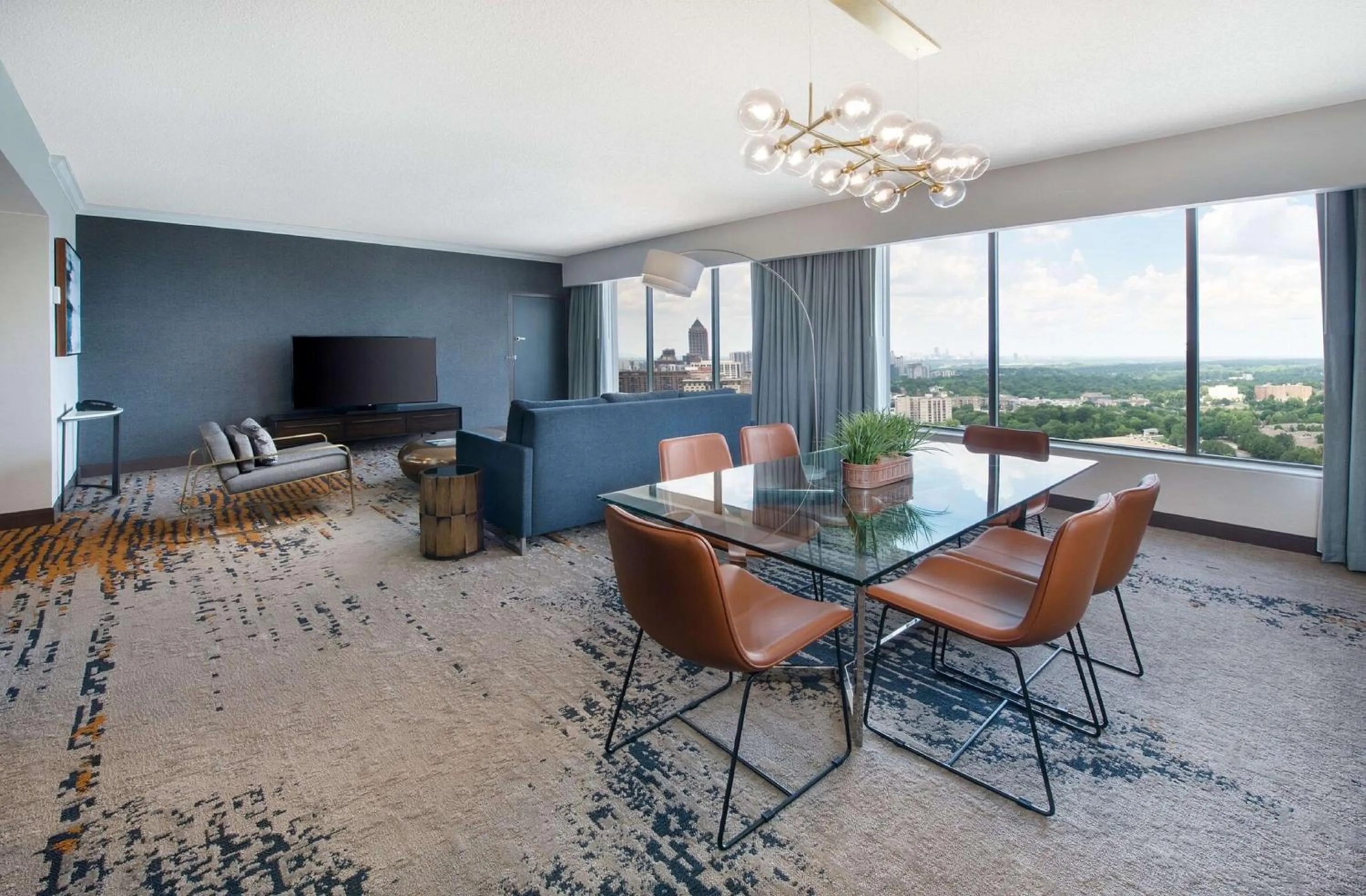 One-Bedroom Premium King Suite with Connecting Parlor in Hilton Atlanta