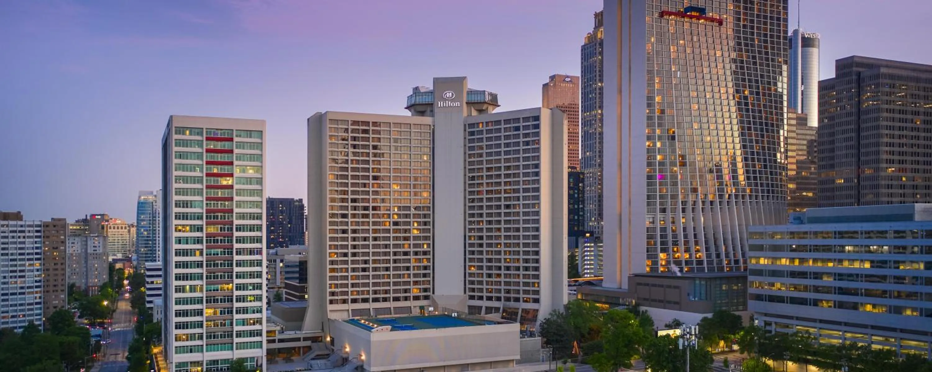 Property building in Hilton Atlanta