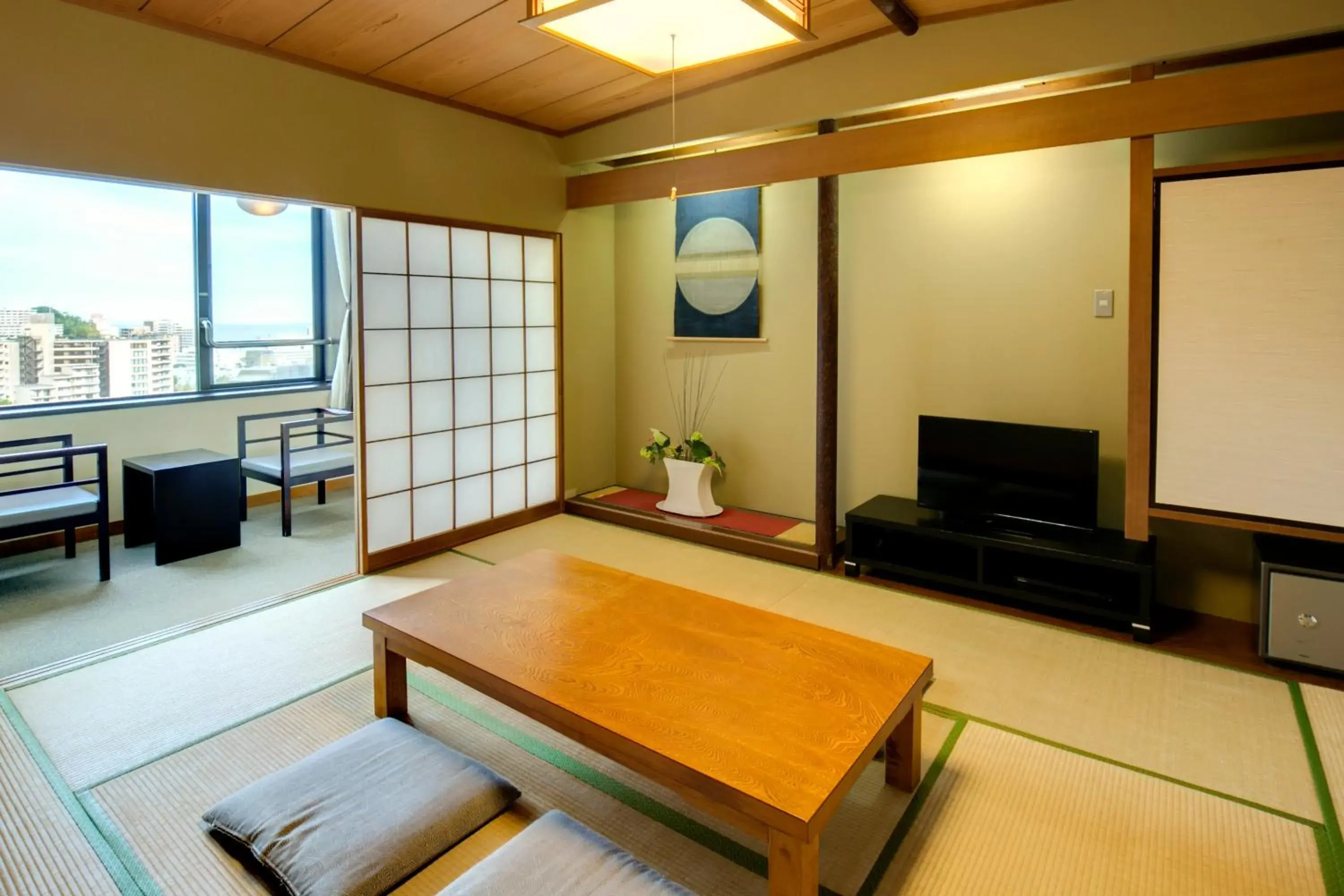 Photo of the whole room in Sundance Resort Atami Photo of the whole room in Sundance Resort Atami