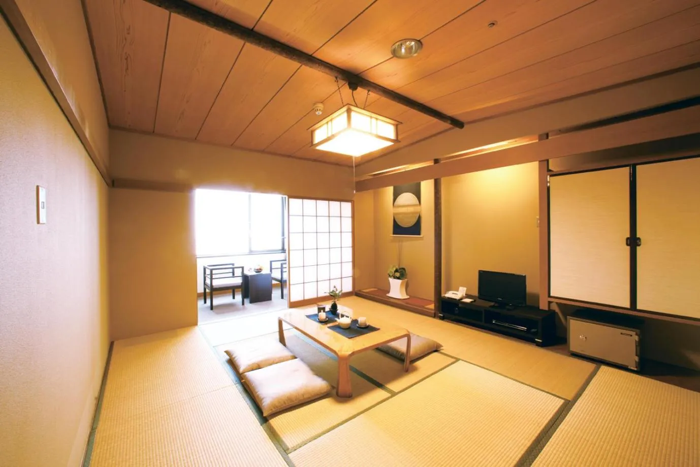 Photo of the whole room in Sundance Resort Atami