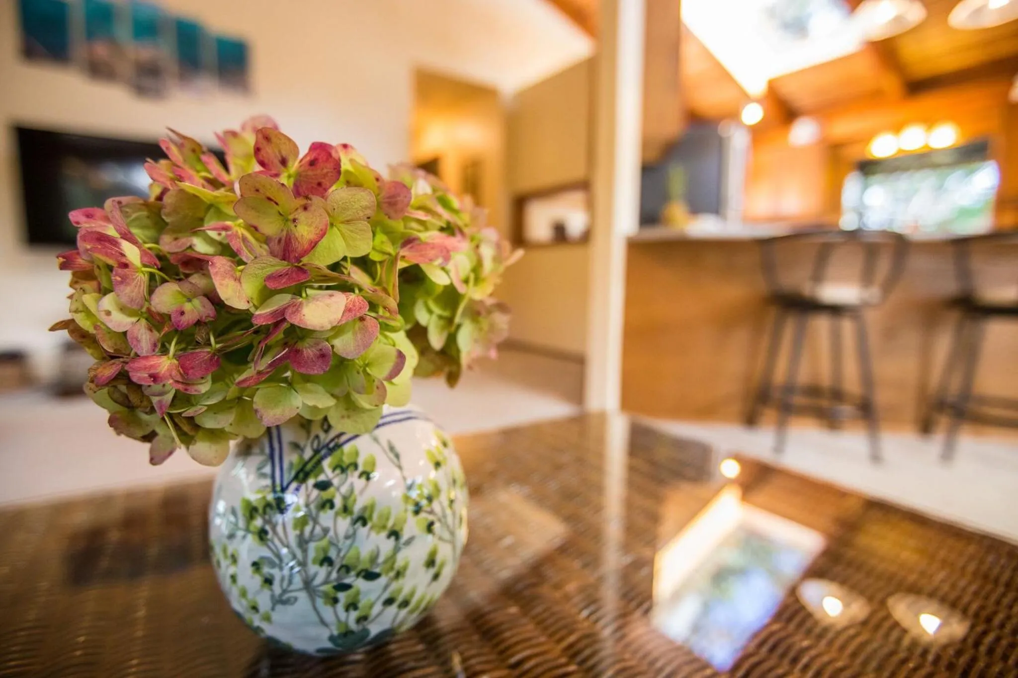 Hale Mauna Loa Upper Level with shared Hot Tub