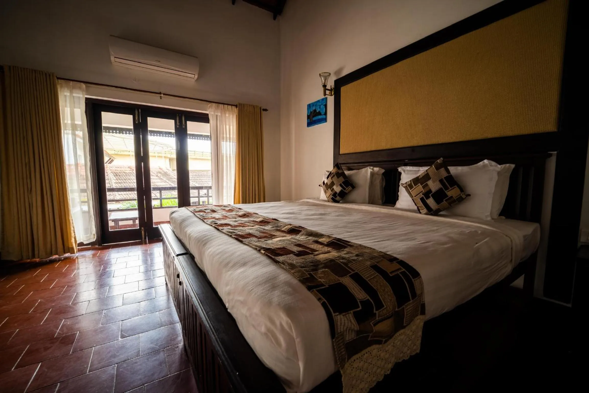 Bedroom, Bed in Nihara Resort and Spa Cochin