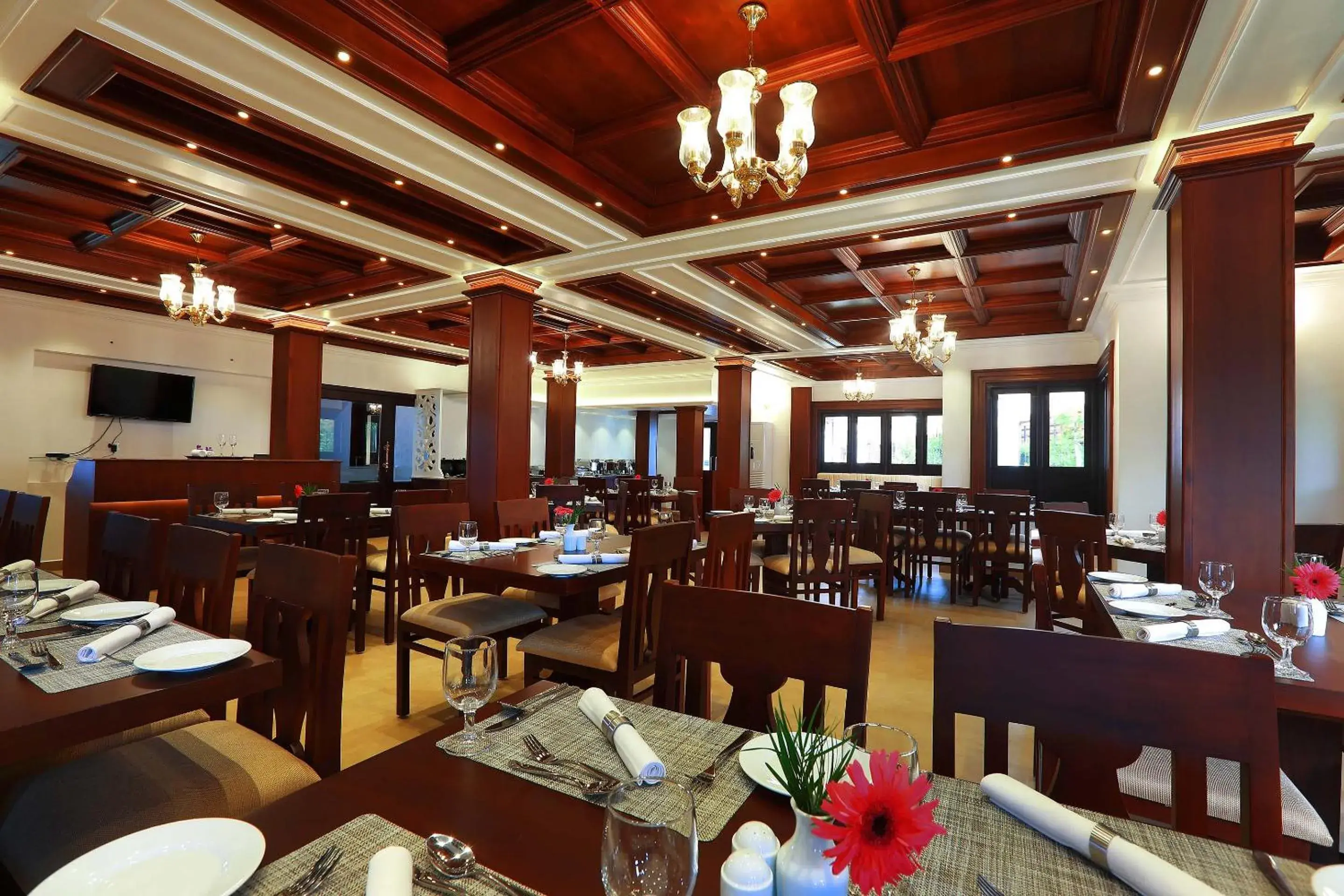 Restaurant/places to eat in Nihara Resort and Spa Cochin Restaurant/places to eat in Nihara Resort and Spa Cochin