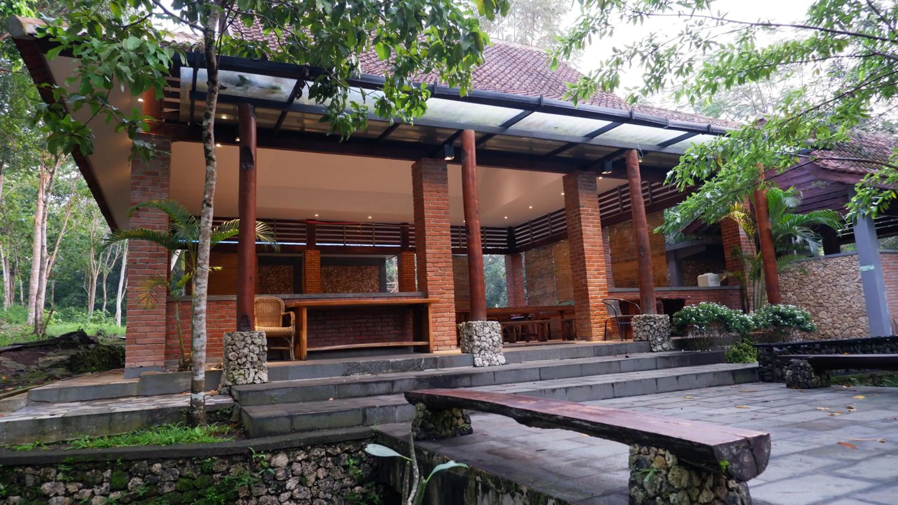 Meeting/conference room in Hau Eco Lodges Citumang Pangandaran