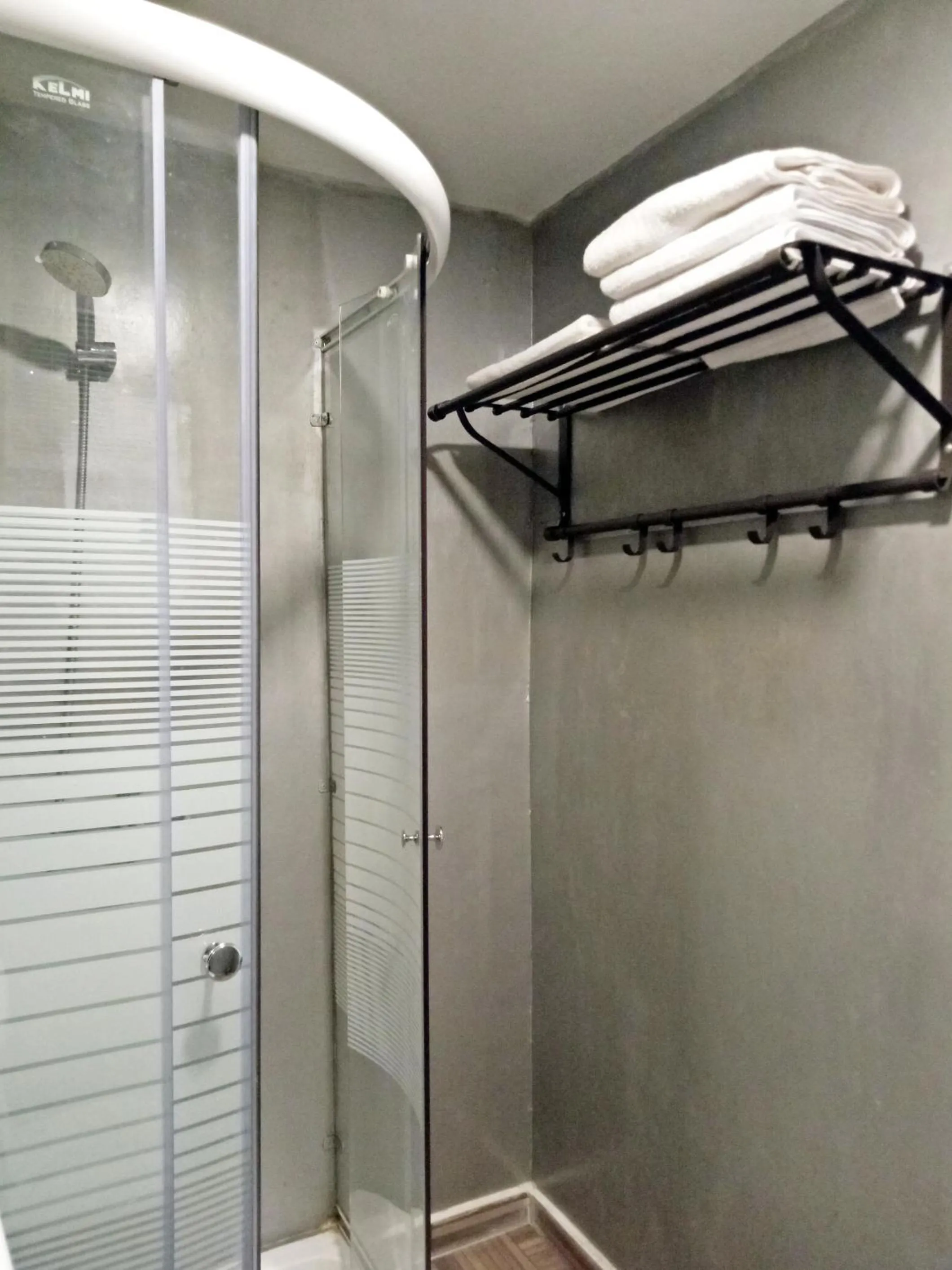 Bathroom in Hau Eco Lodges Citumang Pangandaran