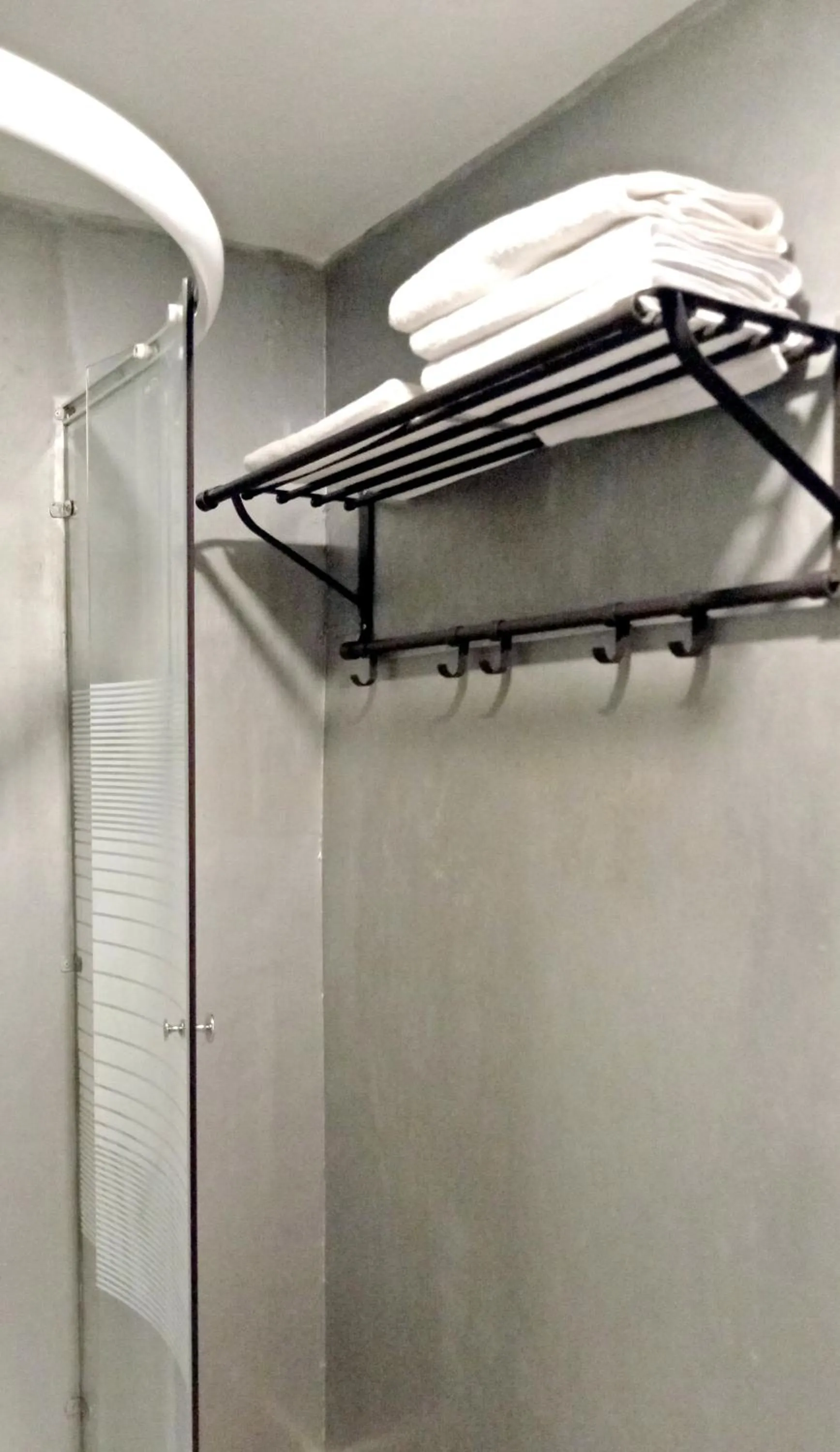 Bathroom in Hau Eco Lodges Citumang Pangandaran