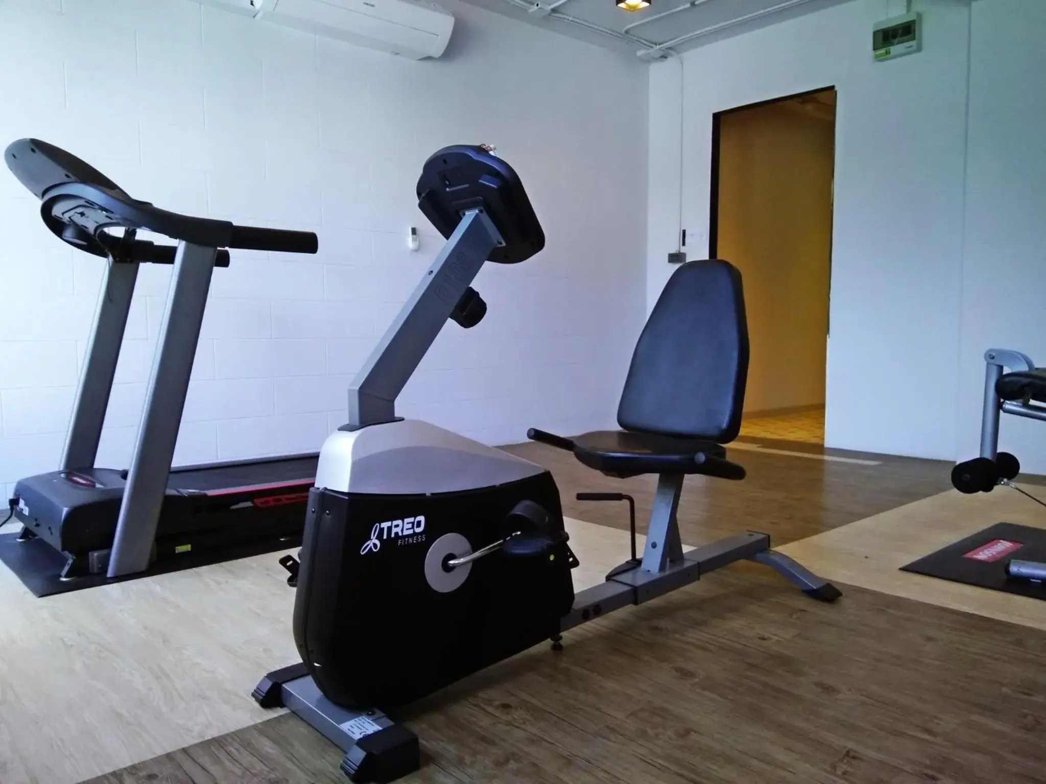 Fitness centre/facilities in Ae Lana Chiangmai Hotel Fitness centre/facilities in Ae Lana Chiangmai Hotel