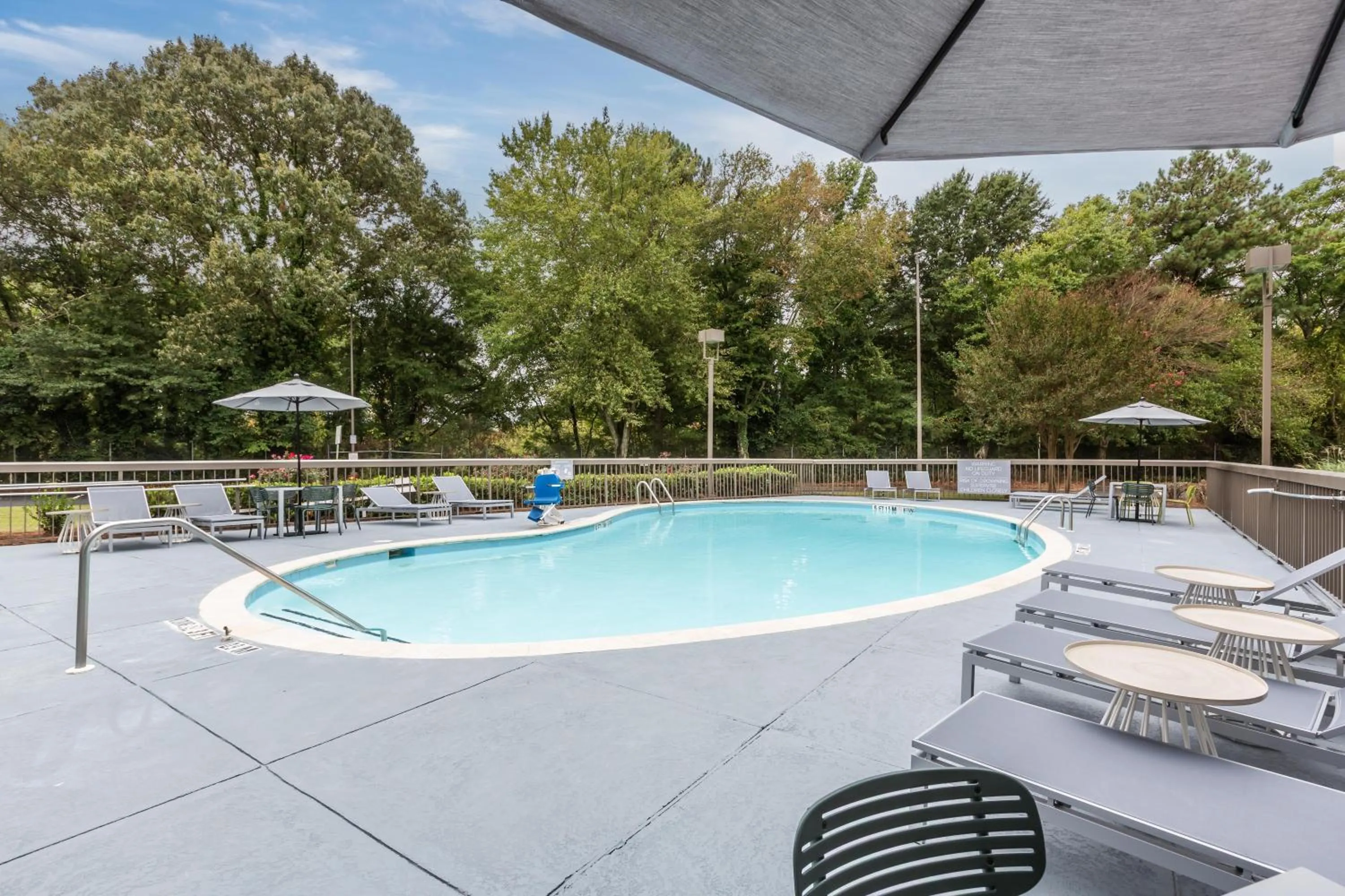 Pool view in Spark by Hilton Atlanta Airport South College Park