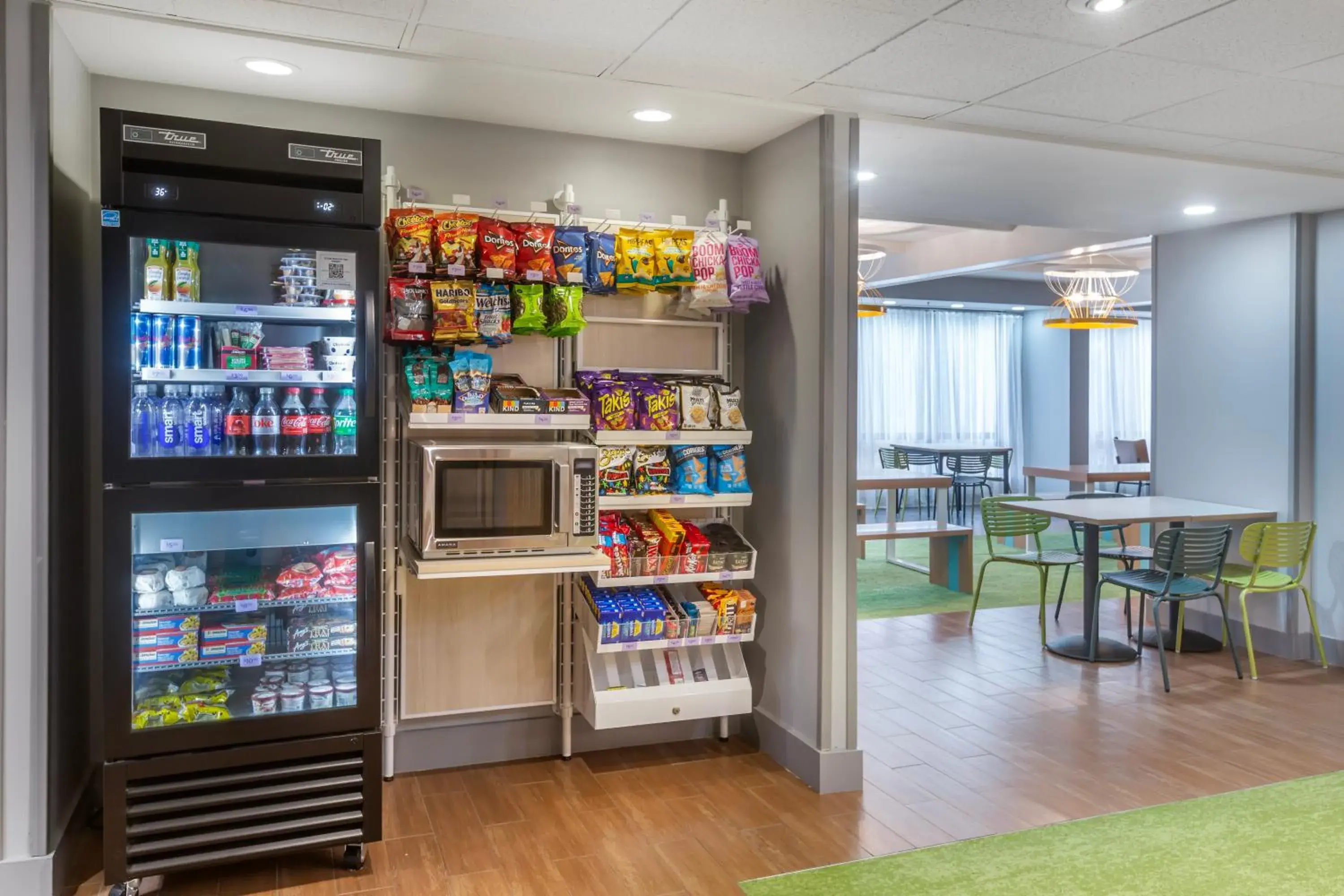 Food and drinks in Spark by Hilton Atlanta Airport South College Park Food and drinks in Spark by Hilton Atlanta Airport South College Park