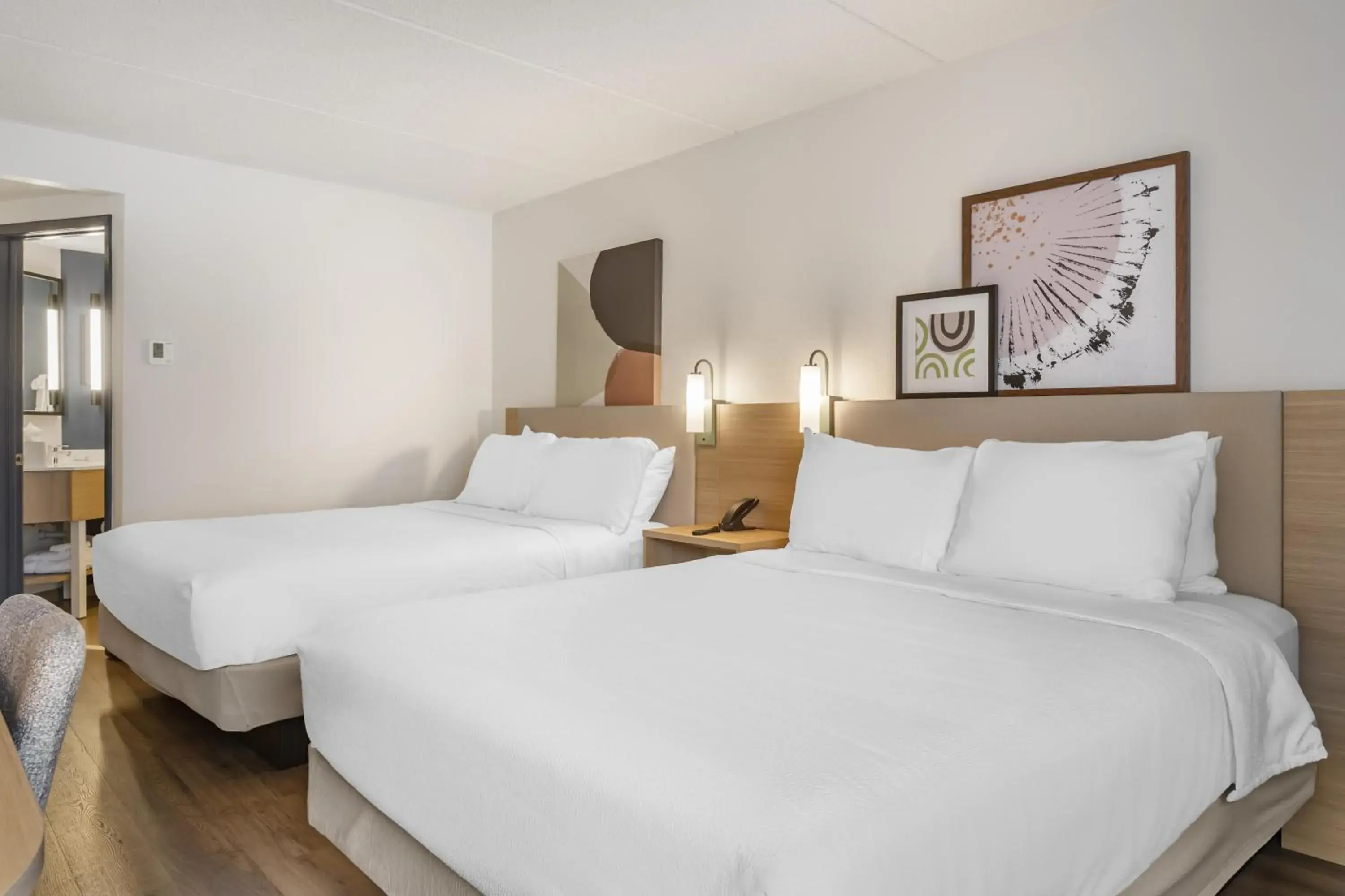 Bed in Spark by Hilton Atlanta Airport South College Park Bed in Spark by Hilton Atlanta Airport South College Park