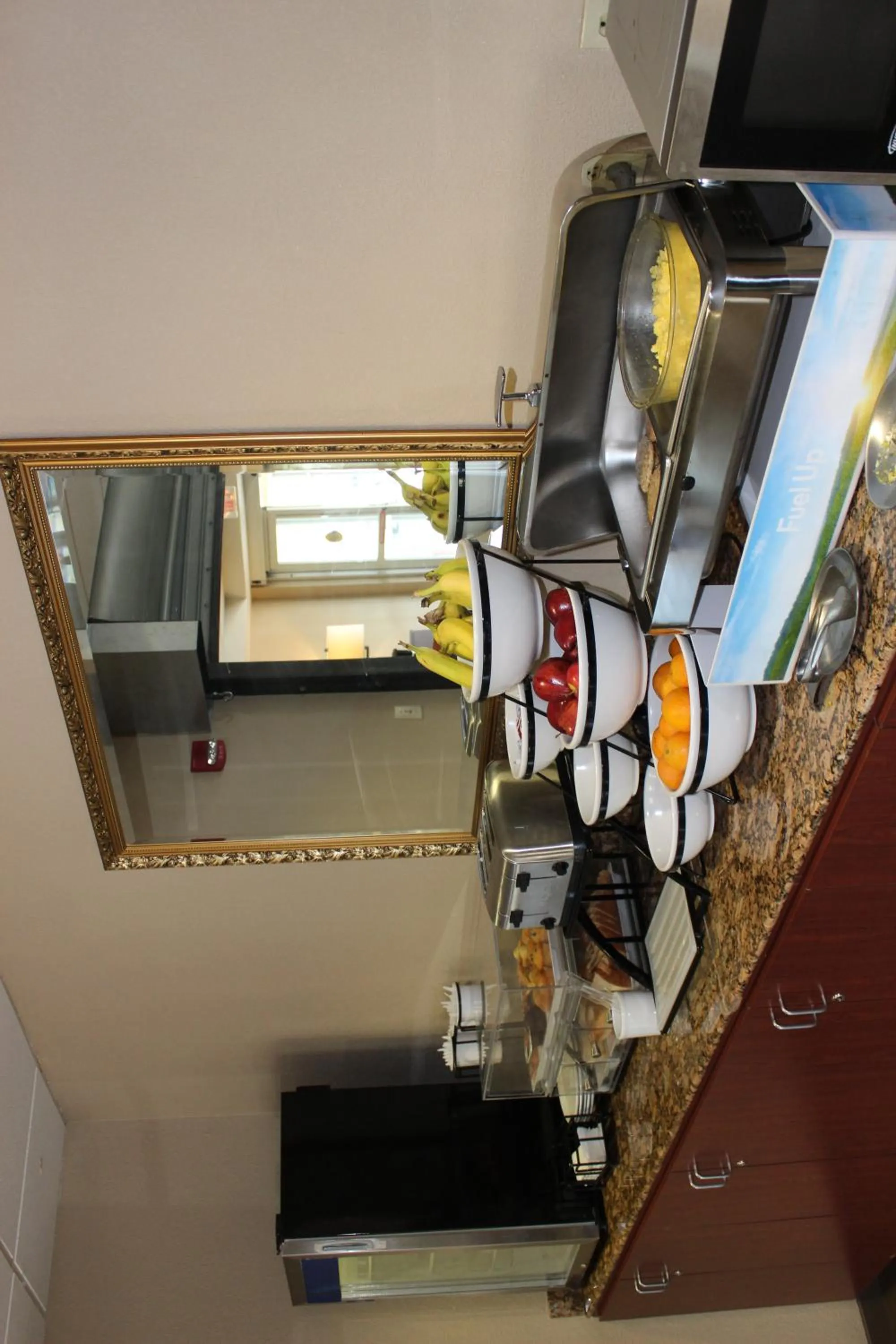 Continental breakfast in Comfort Inn Green Valley, Arizona