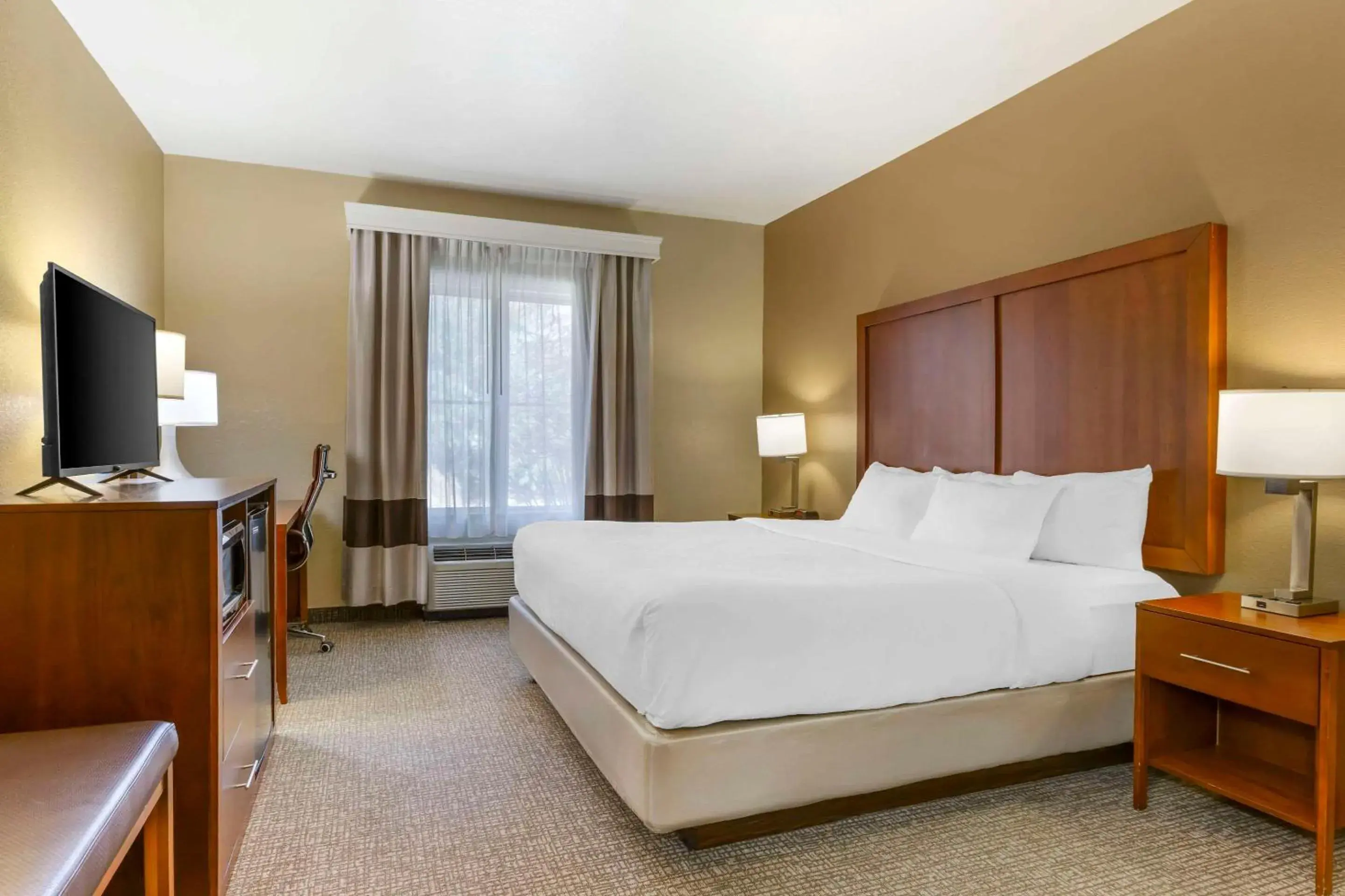 Bedroom, Bed in Comfort Inn Green Valley, Arizona Bedroom, Bed in Comfort Inn Green Valley, Arizona