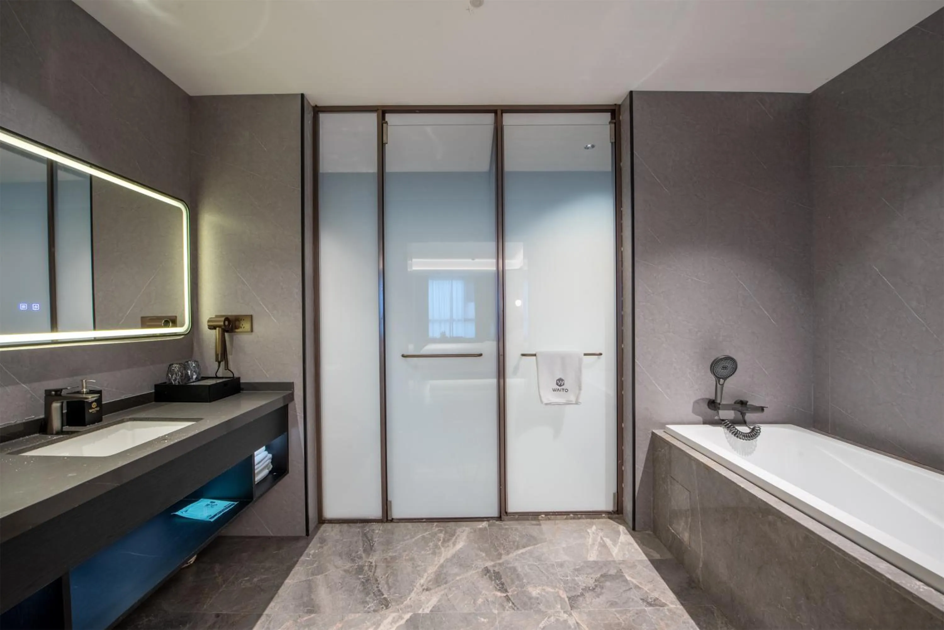 Toilet in Waito Hotel Yuexiu Park Guangzhou