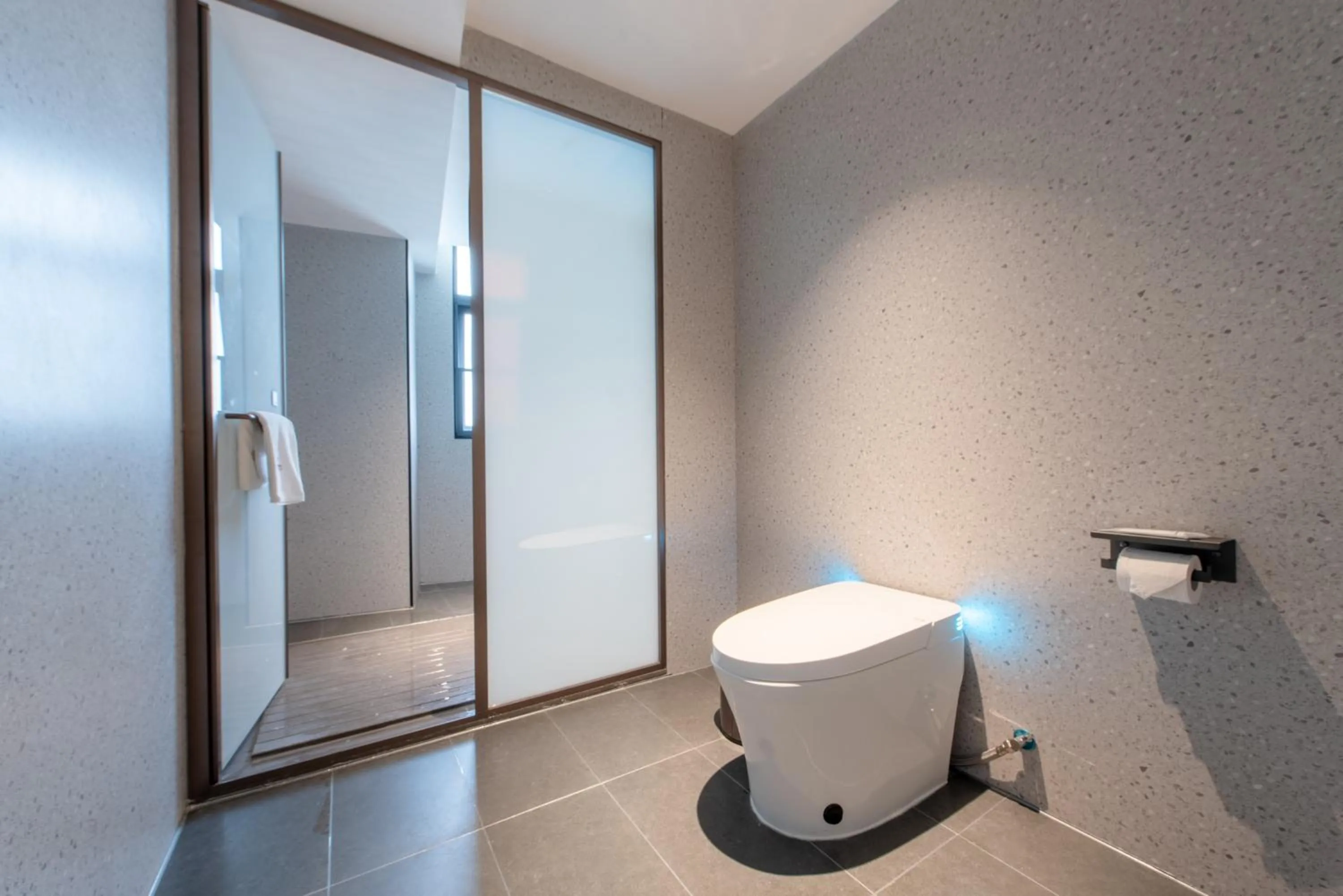 Toilet in Waito Hotel Yuexiu Park Guangzhou