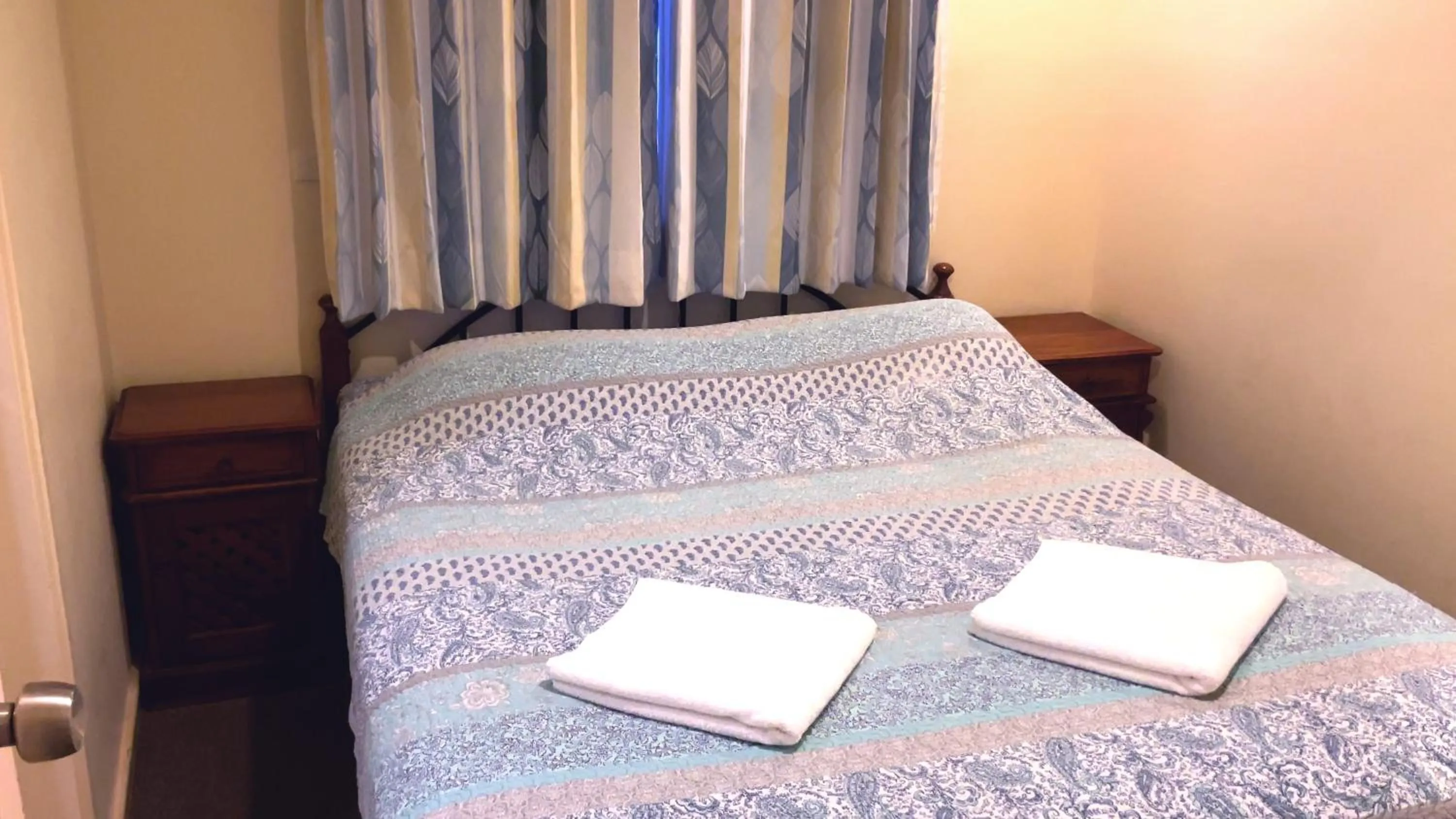 Bed in Mount Barker Valley Views Motel & Chalets, Western Australia