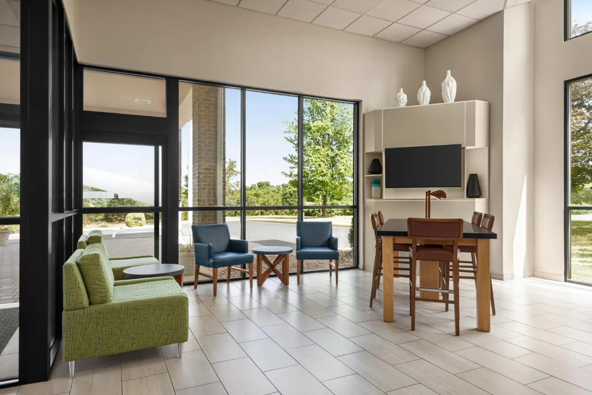 Property building in Holiday Inn Express Stephens City by IHG Property building in Holiday Inn Express Stephens City by IHG