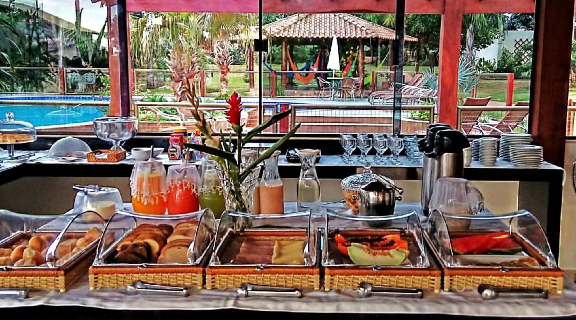 Food and drinks in Pousada Surucuá - Bonito MS