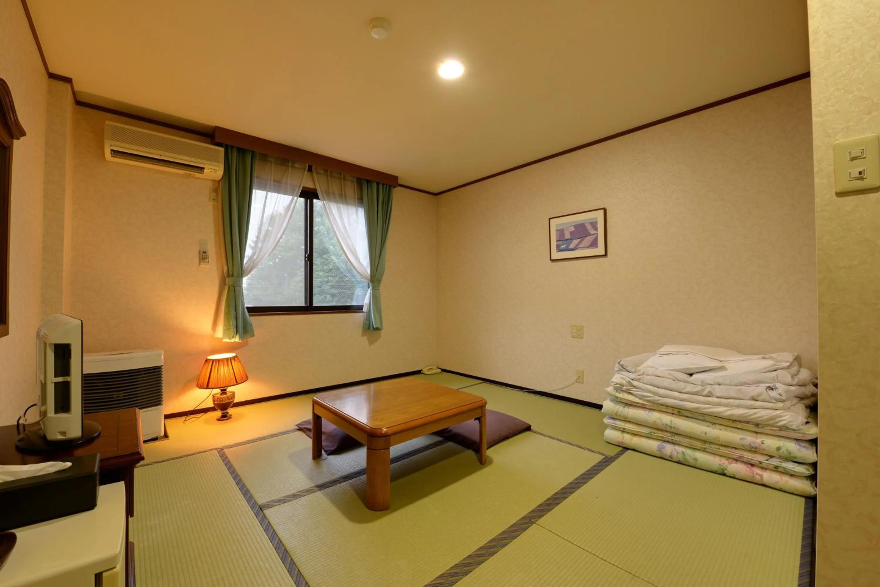 Photo of the whole room, Bed in Aiwa no Mori Hotel