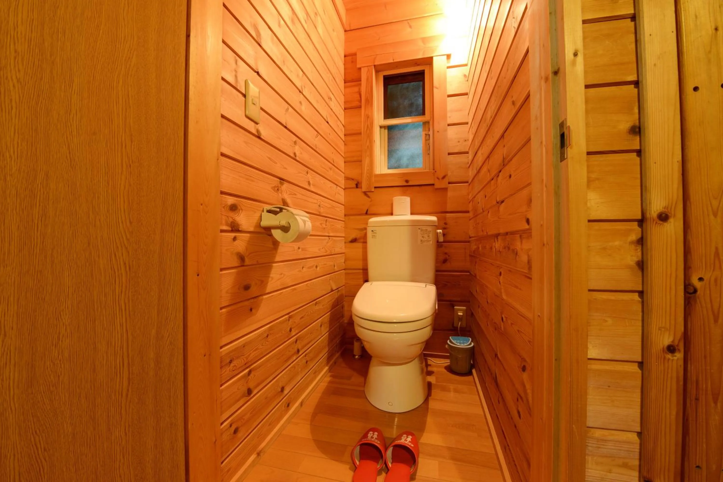 Toilet in Aiwa no Mori Hotel