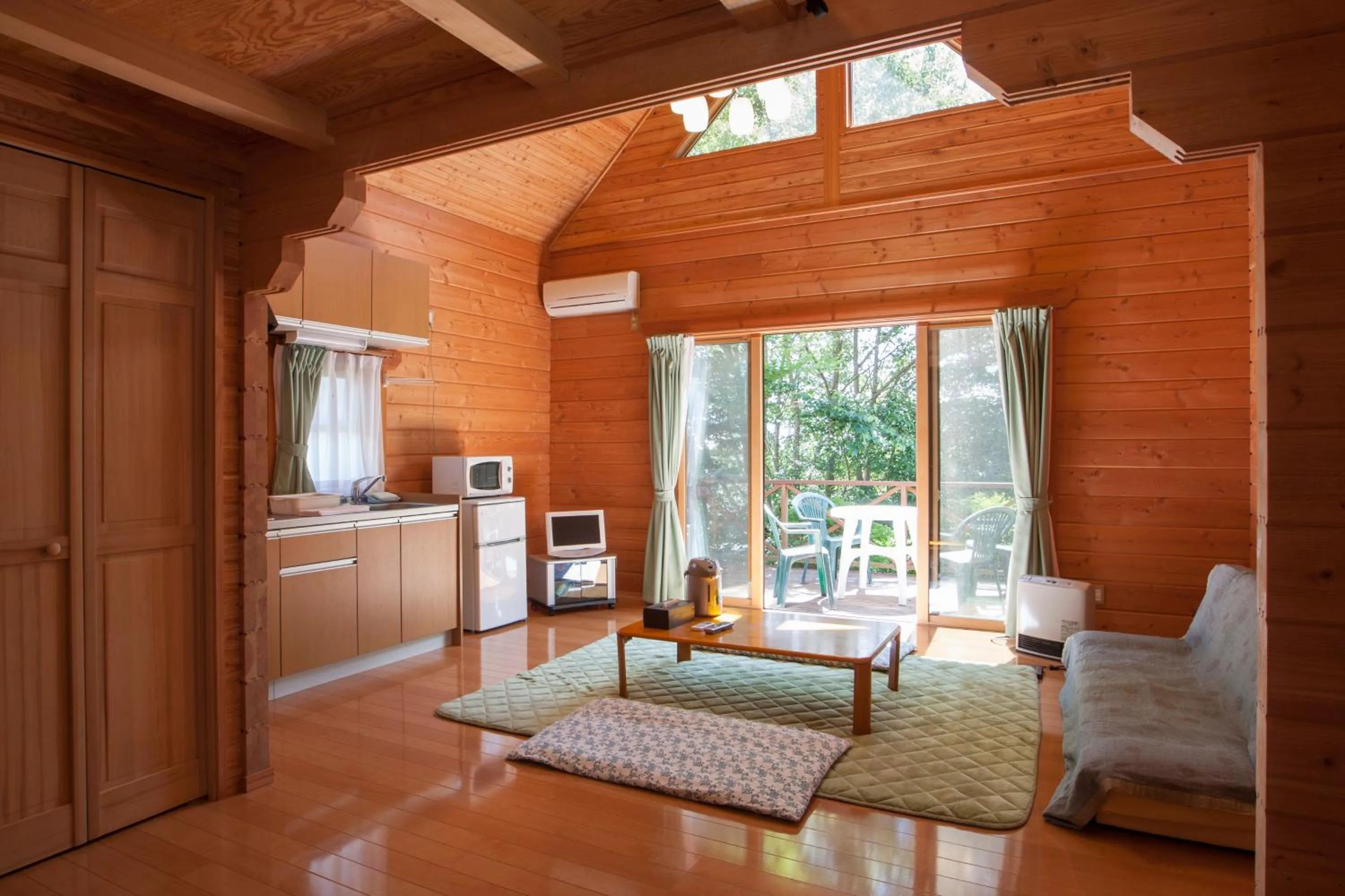 Photo of the whole room in Aiwa no Mori Hotel