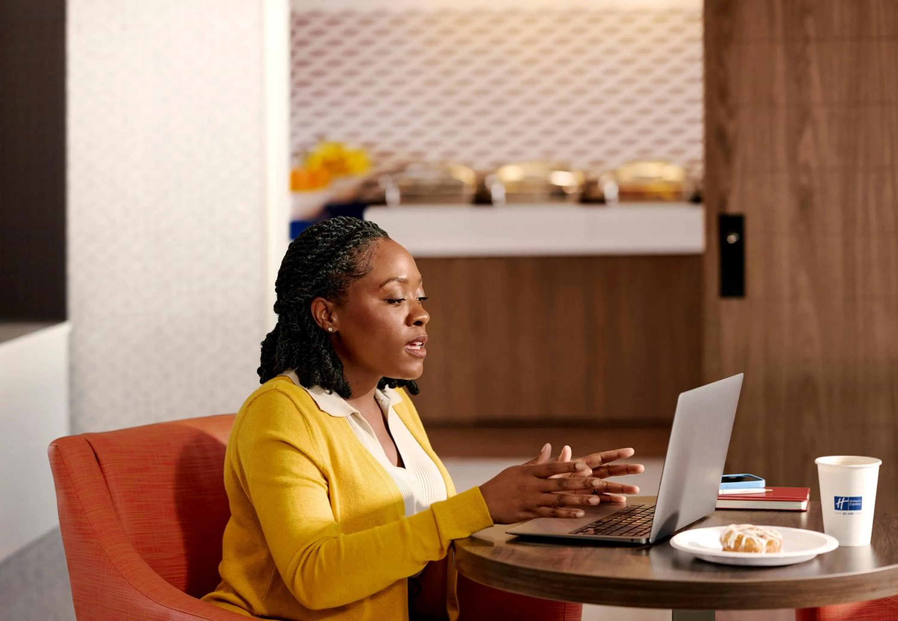 Breakfast in Holiday Inn Express & Suites - Mason City by IHG