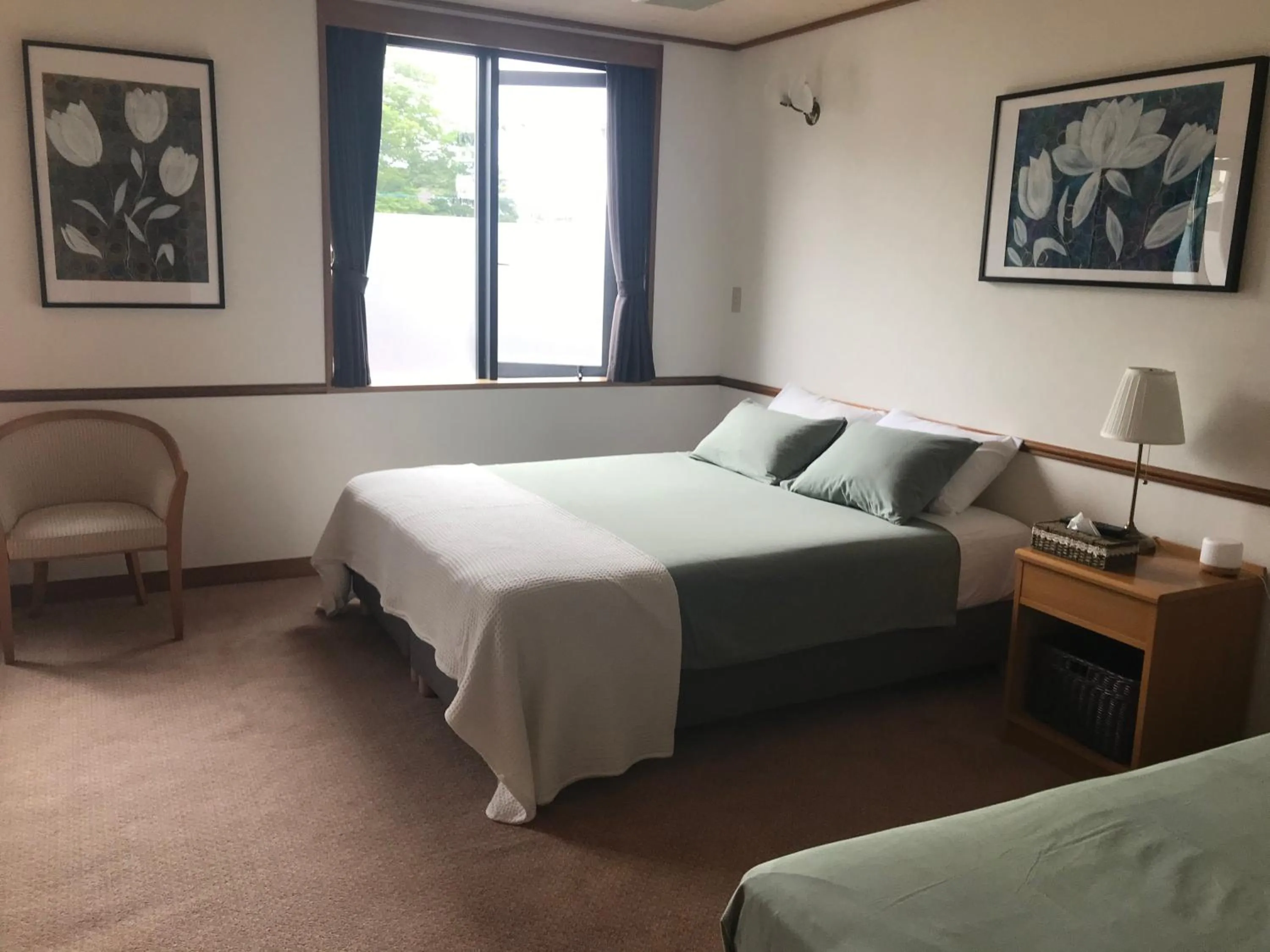 Photo of the whole room, Bed in Refre Hotel