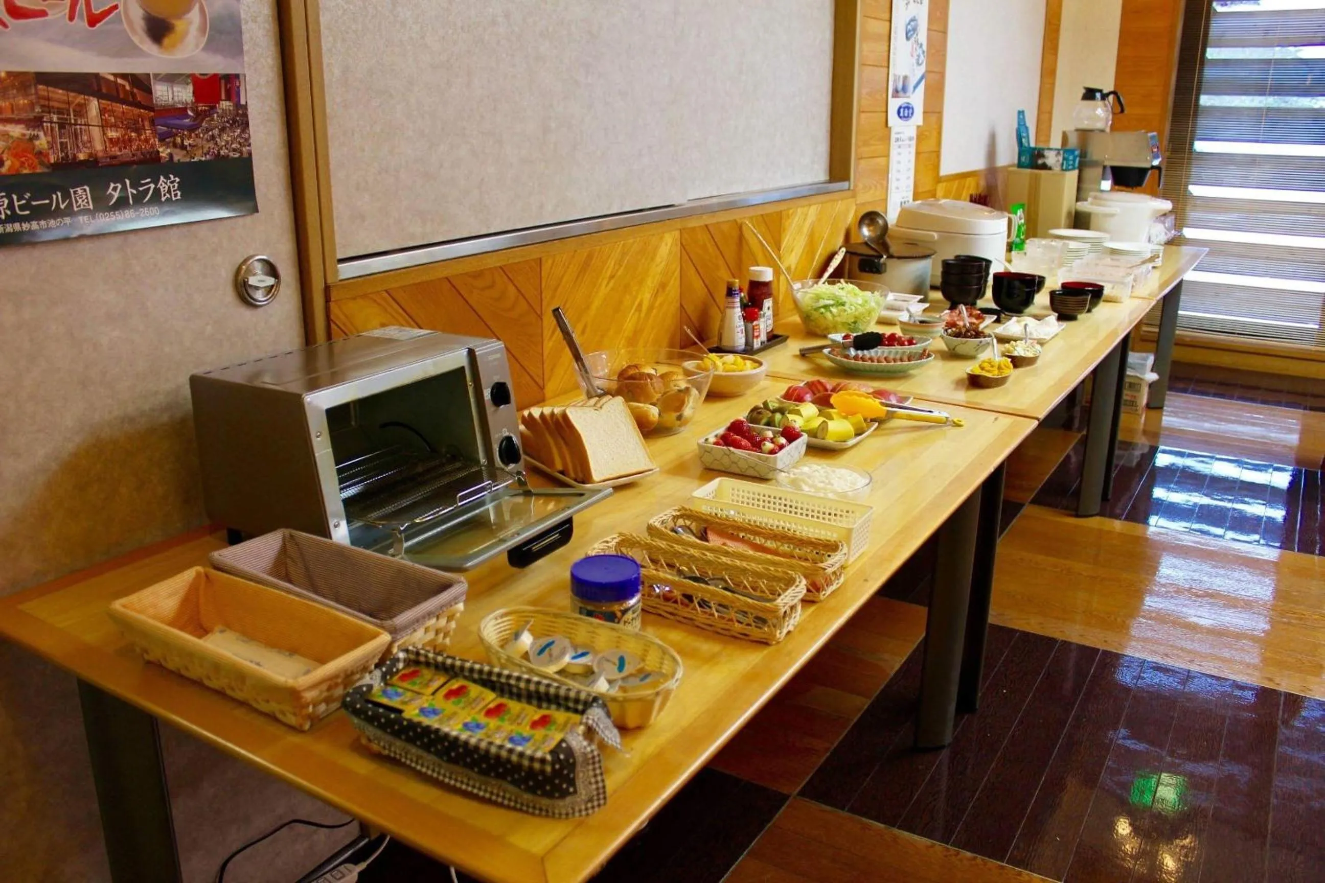 Breakfast in Refre Hotel