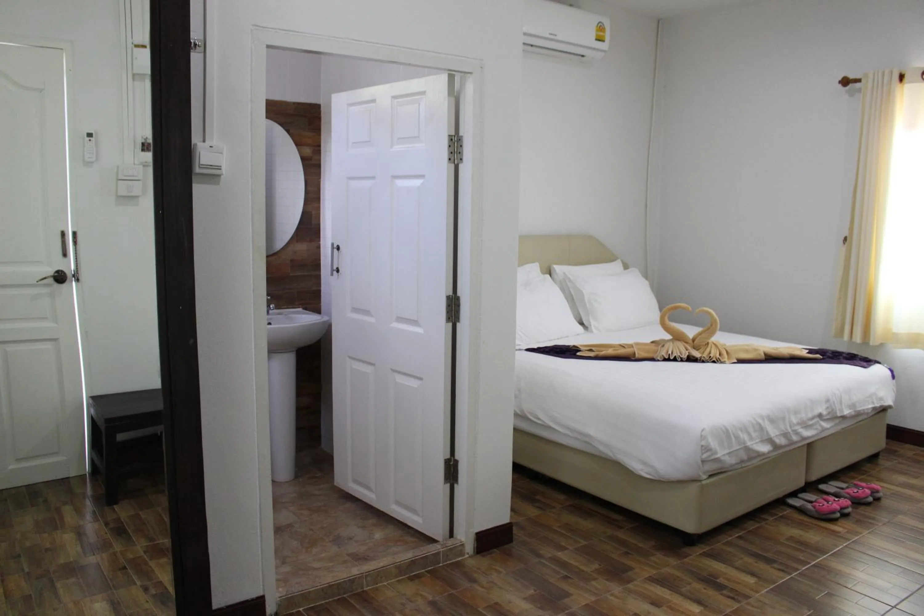 Bed in The Creek Villa