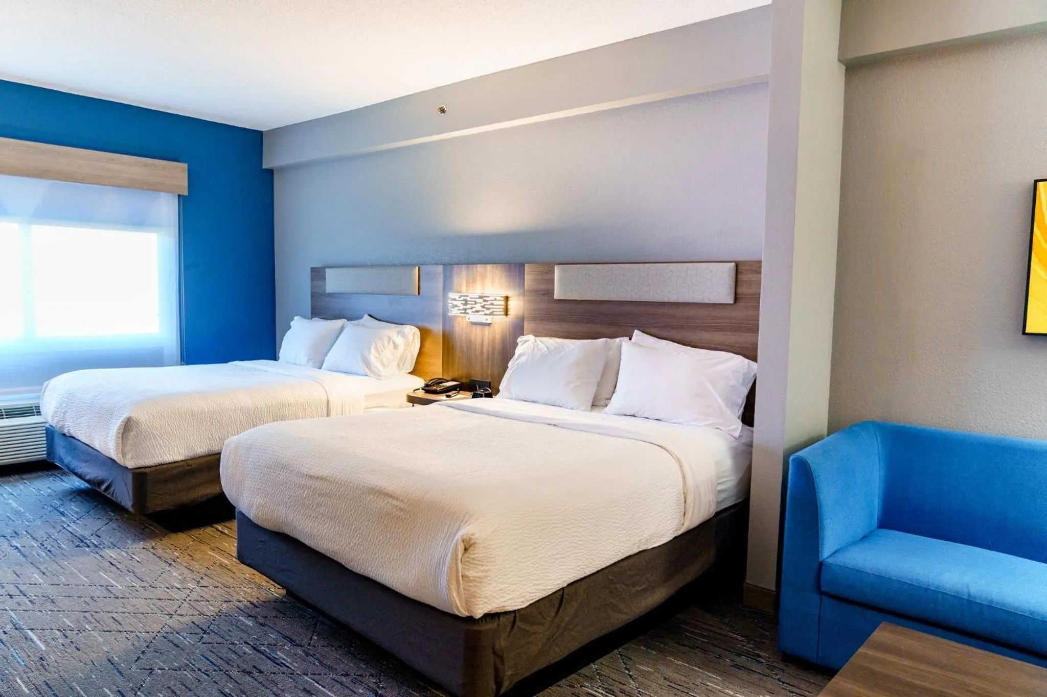 Photo of the whole room, Bed in Holiday Inn Express Hotel Raleigh Southwest by IHG