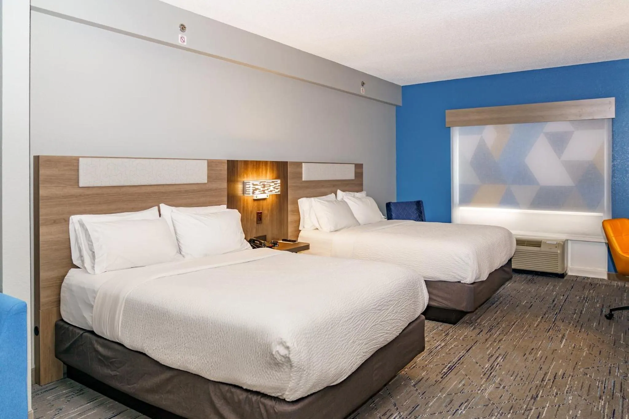 Photo of the whole room, Bed in Holiday Inn Express Hotel Raleigh Southwest by IHG