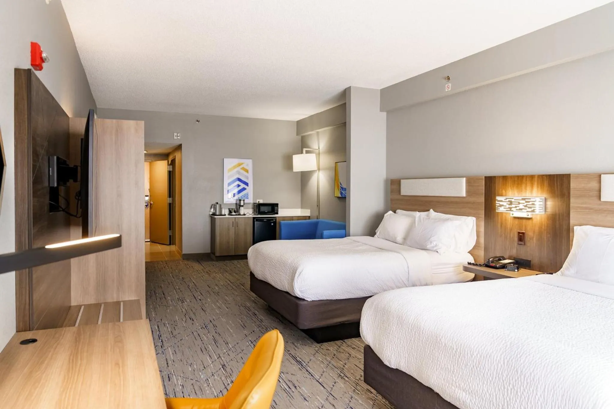 Photo of the whole room, Bed in Holiday Inn Express Hotel Raleigh Southwest by IHG