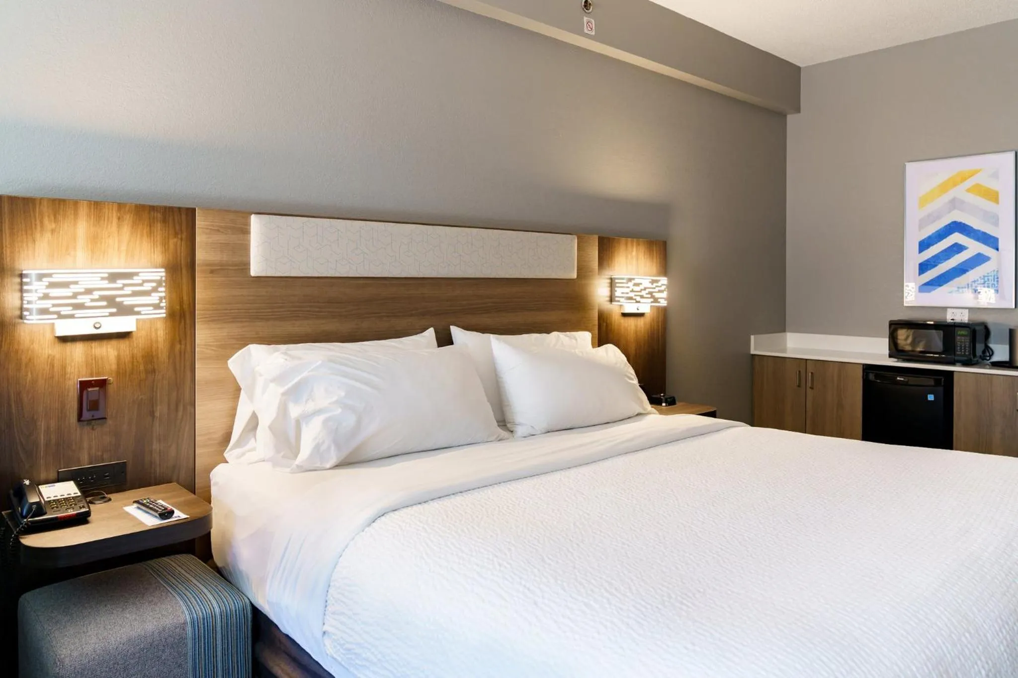 Bed in Holiday Inn Express Hotel Raleigh Southwest by IHG