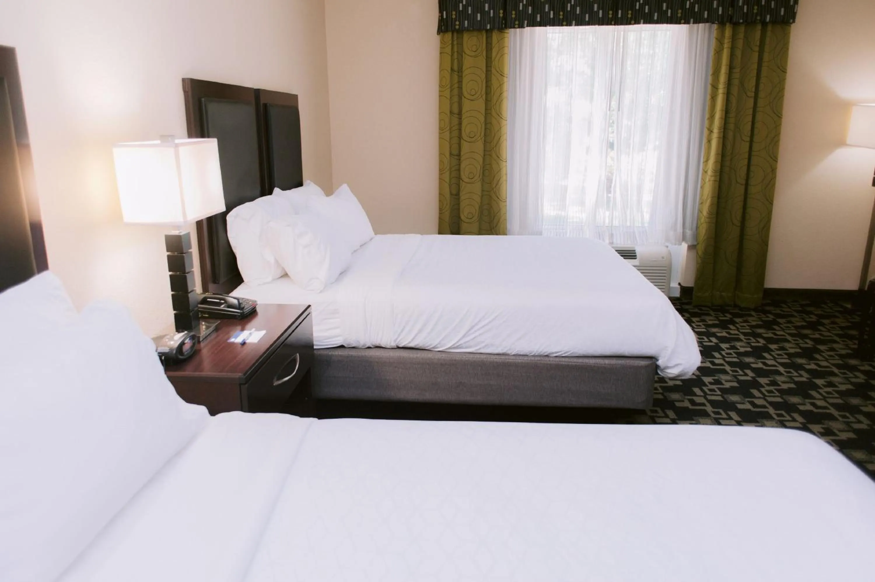 Photo of the whole room, Bed in Holiday Inn Express Hotel Raleigh Southwest by IHG