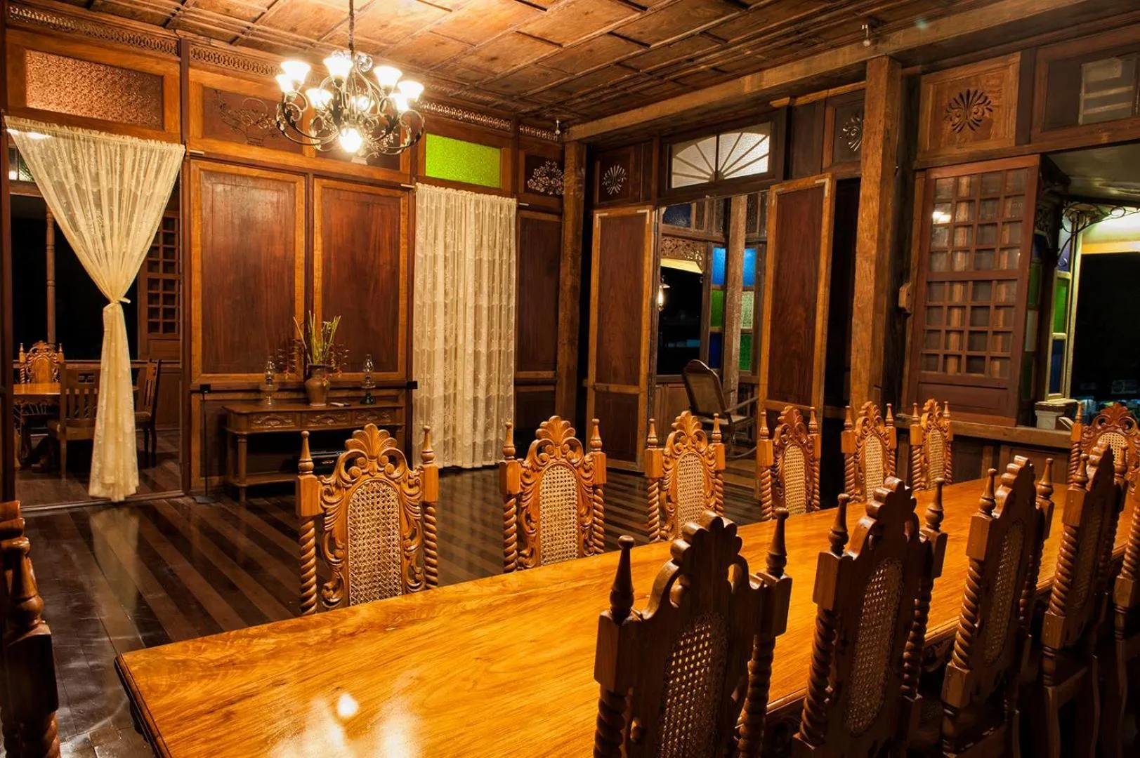 Restaurant/places to eat in Casa Simeon