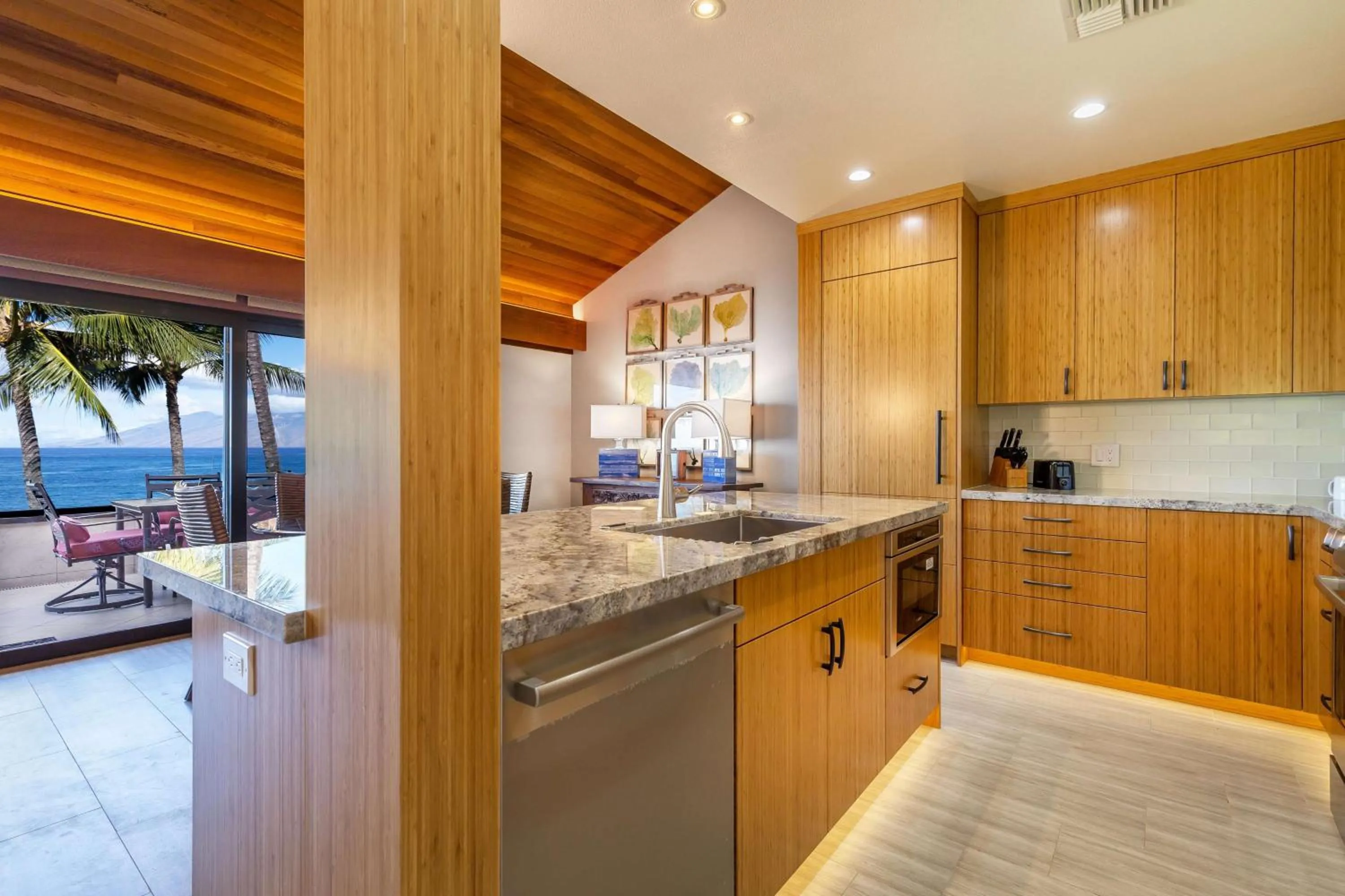 Photo of the whole room in Makena Surf- CoralTree Residence Collection