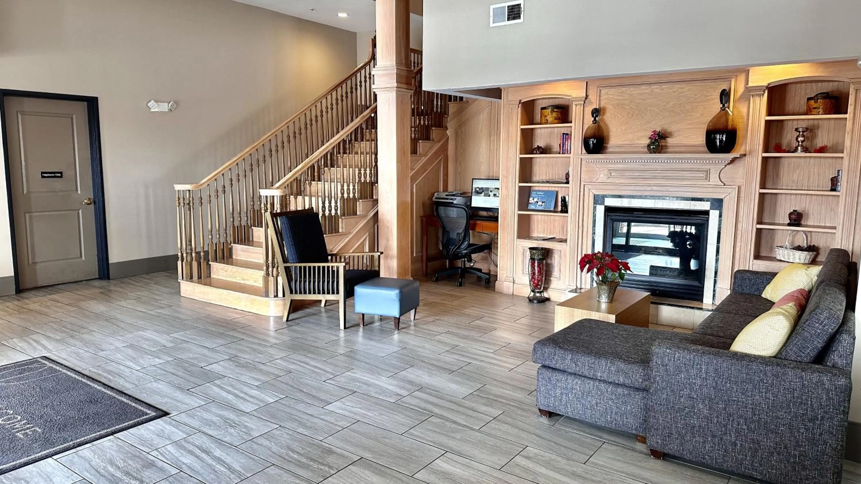 Property building in Country Inn & Suites by Radisson, Bel Air-Aberdeen, MD