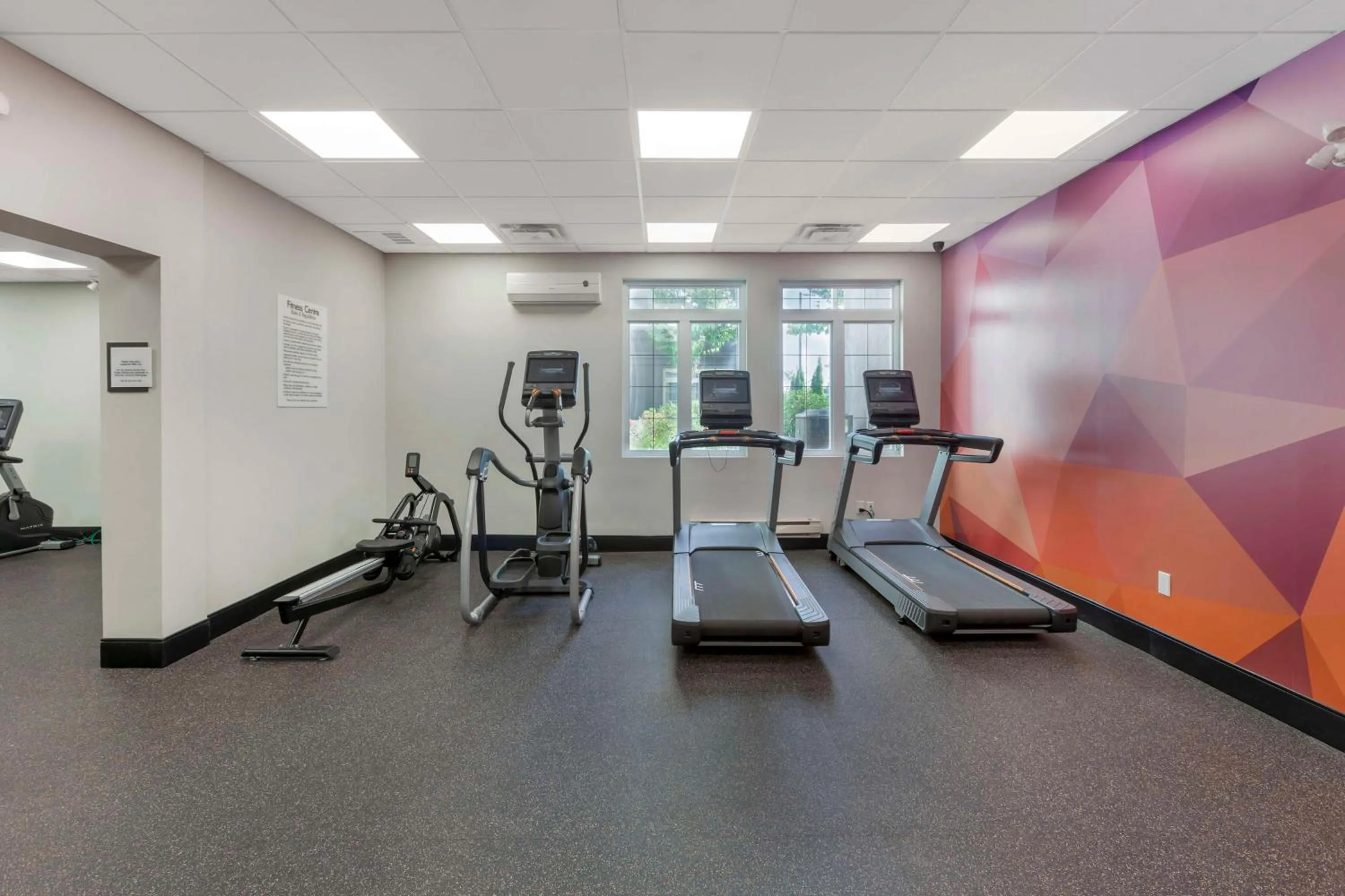 Fitness centre/facilities in Executive Residency by Best Western Toronto-Mississauga