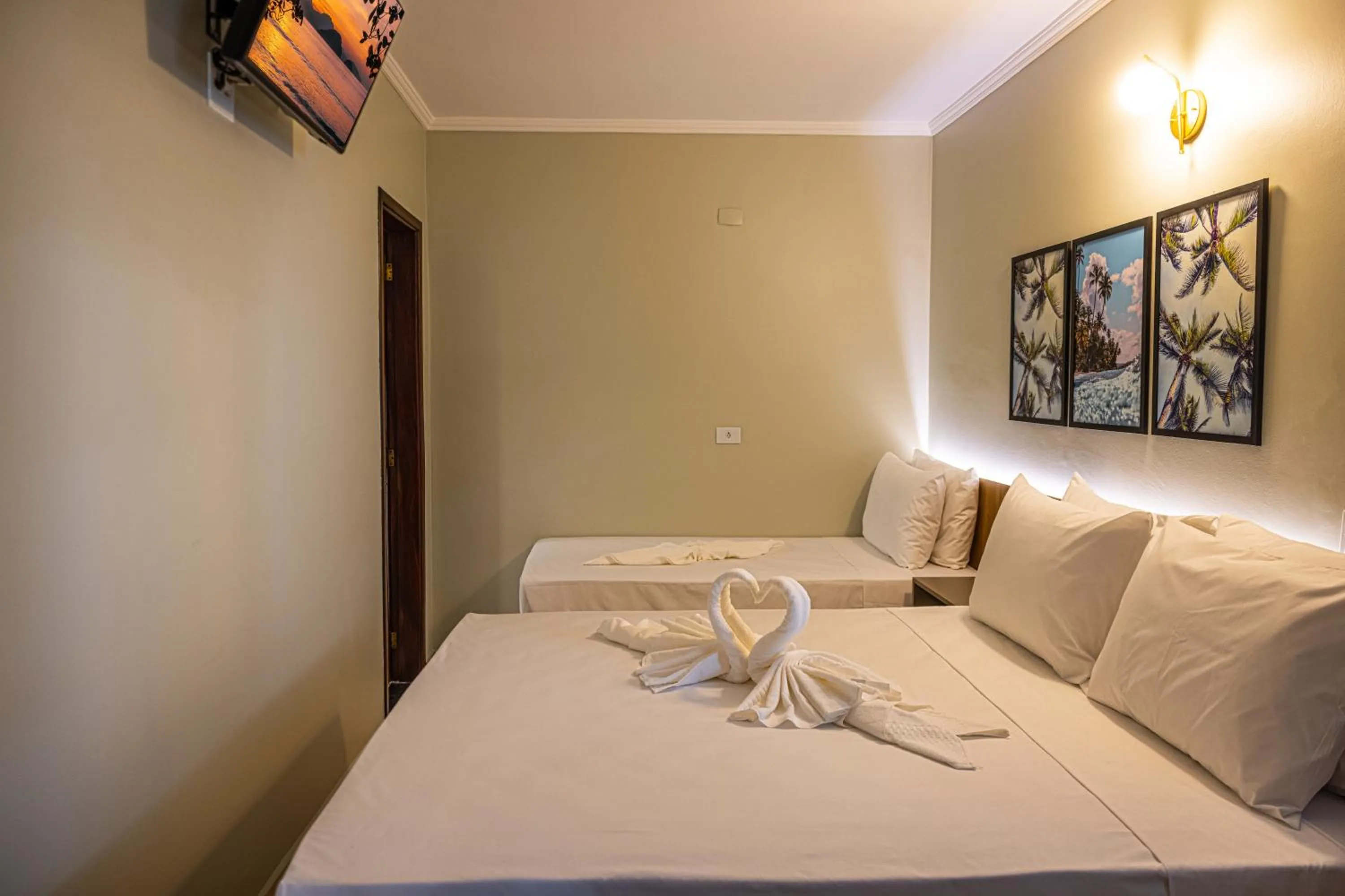 Photo of the whole room, Bed in Ubatuba Eco Hotel