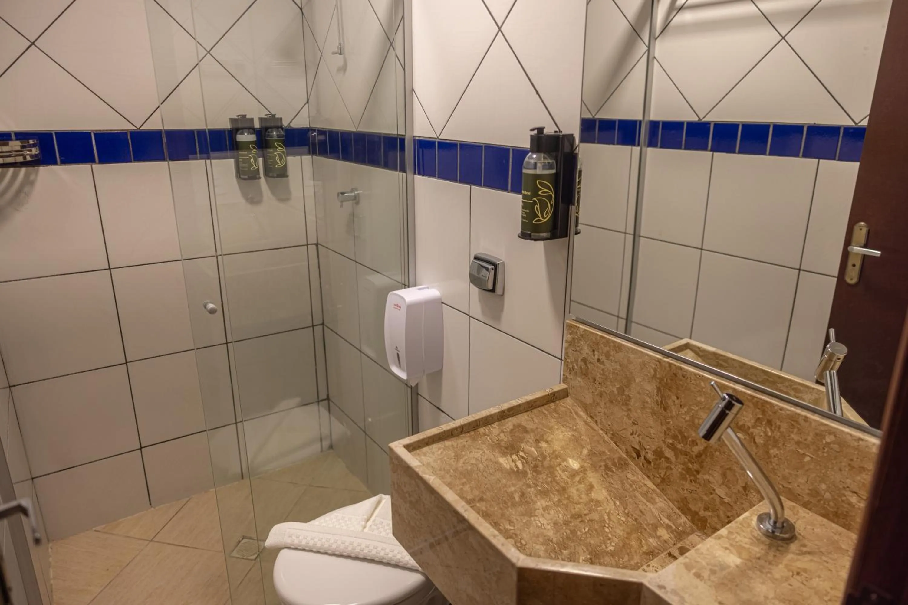 Bathroom in Ubatuba Eco Hotel