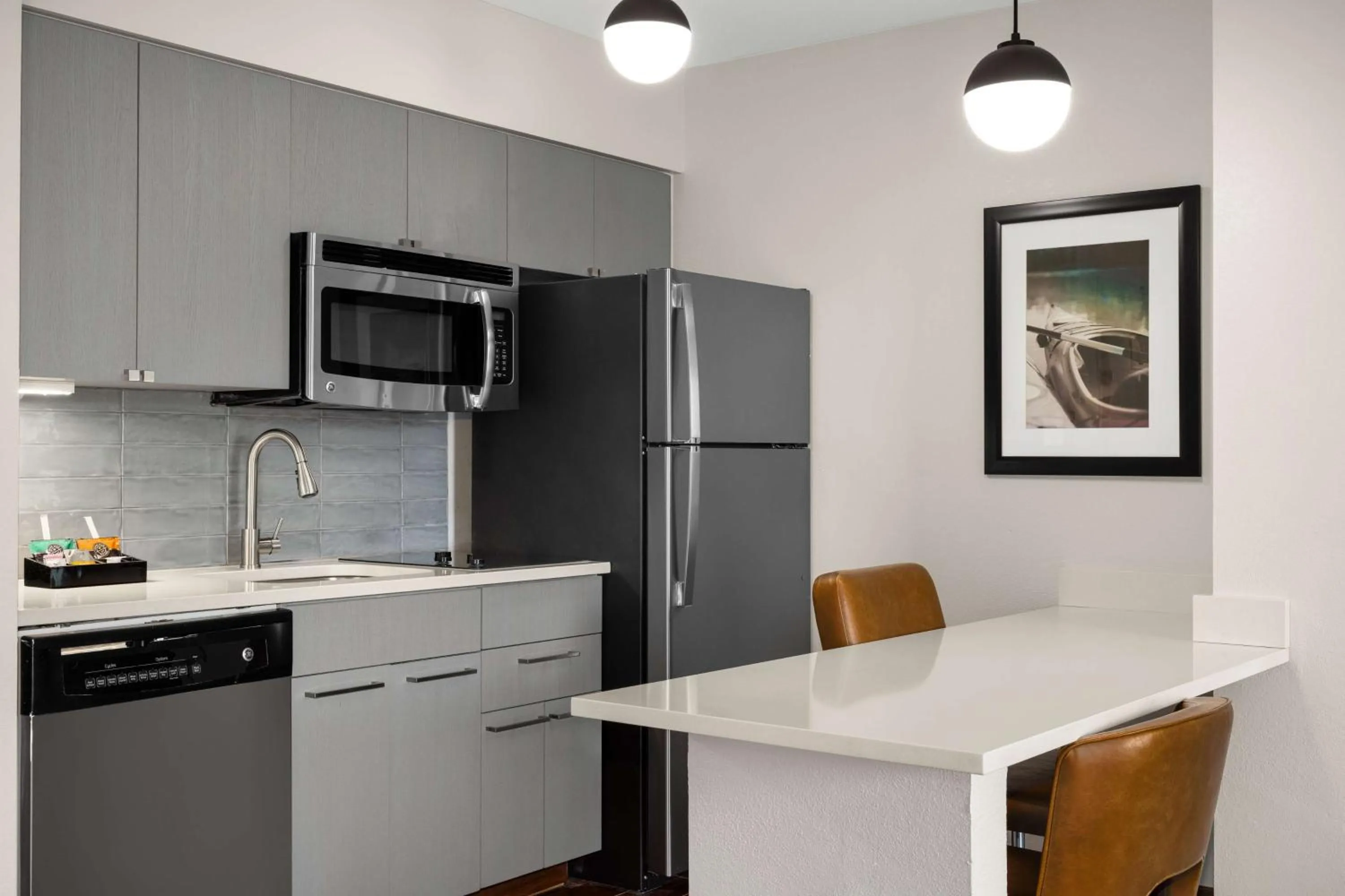 Kitchen or kitchenette in Homewood Suites by Hilton Atlanta-Alpharetta