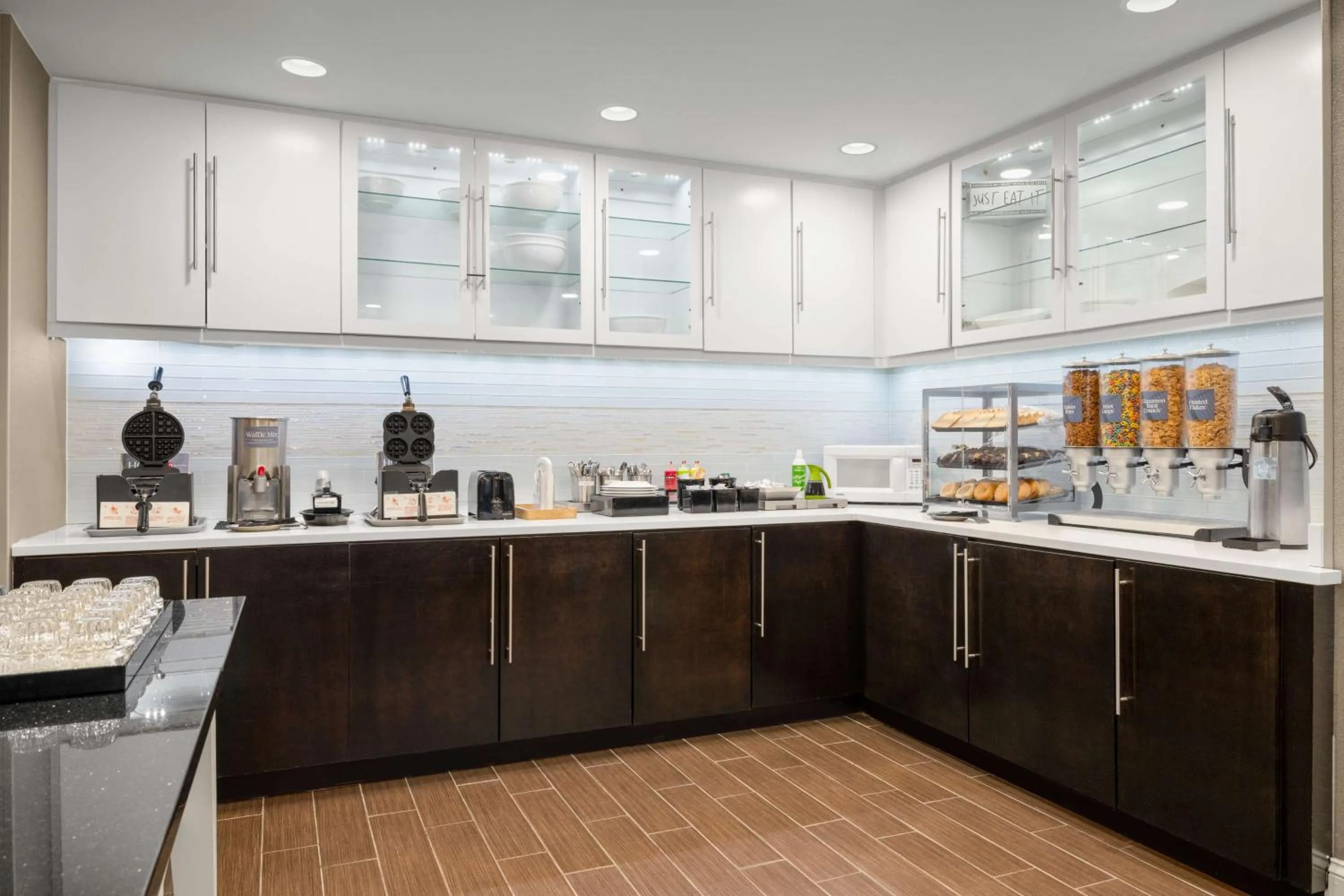 Breakfast in Homewood Suites by Hilton Atlanta-Alpharetta