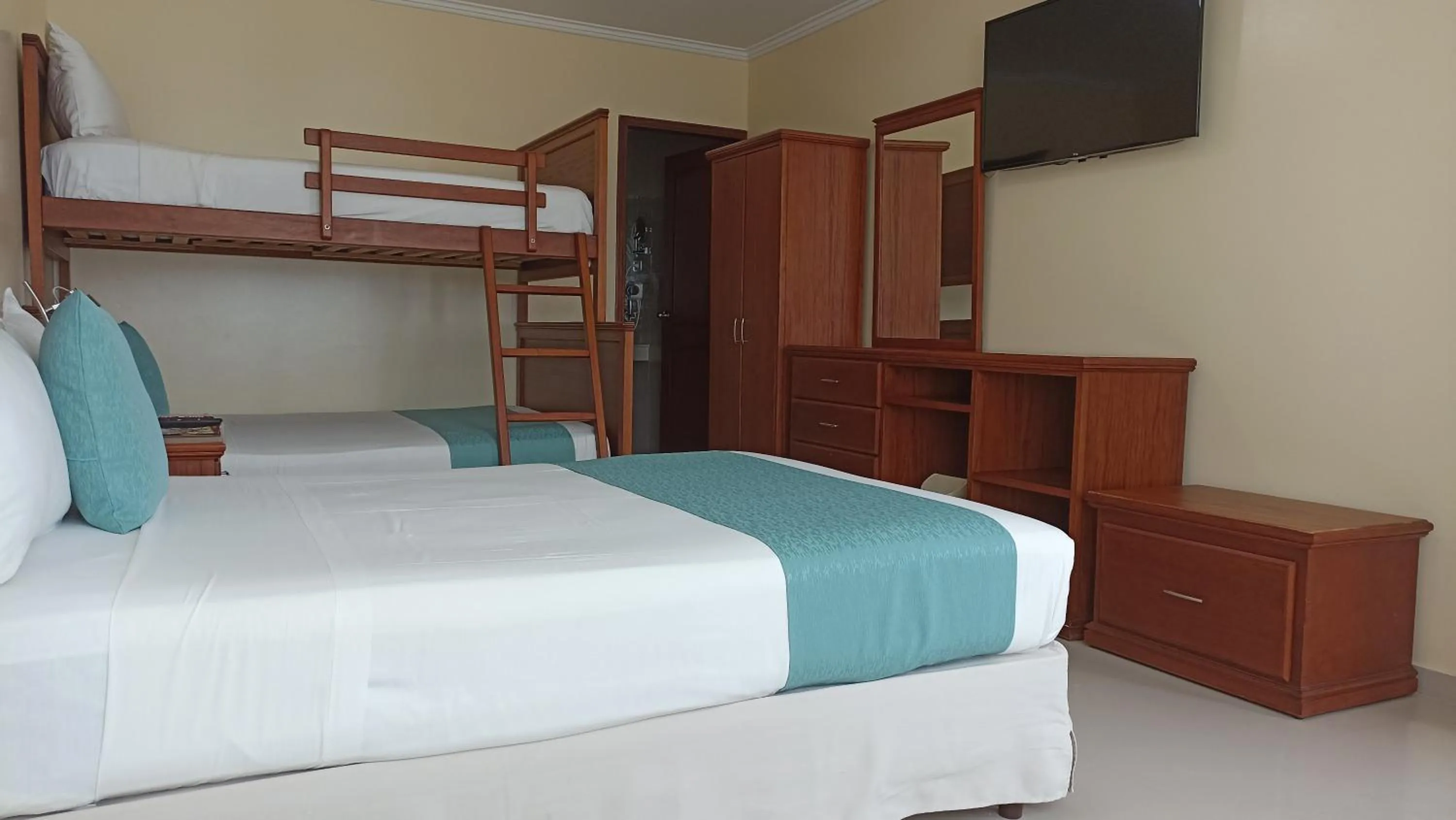 Bed in Hotel El Marqués