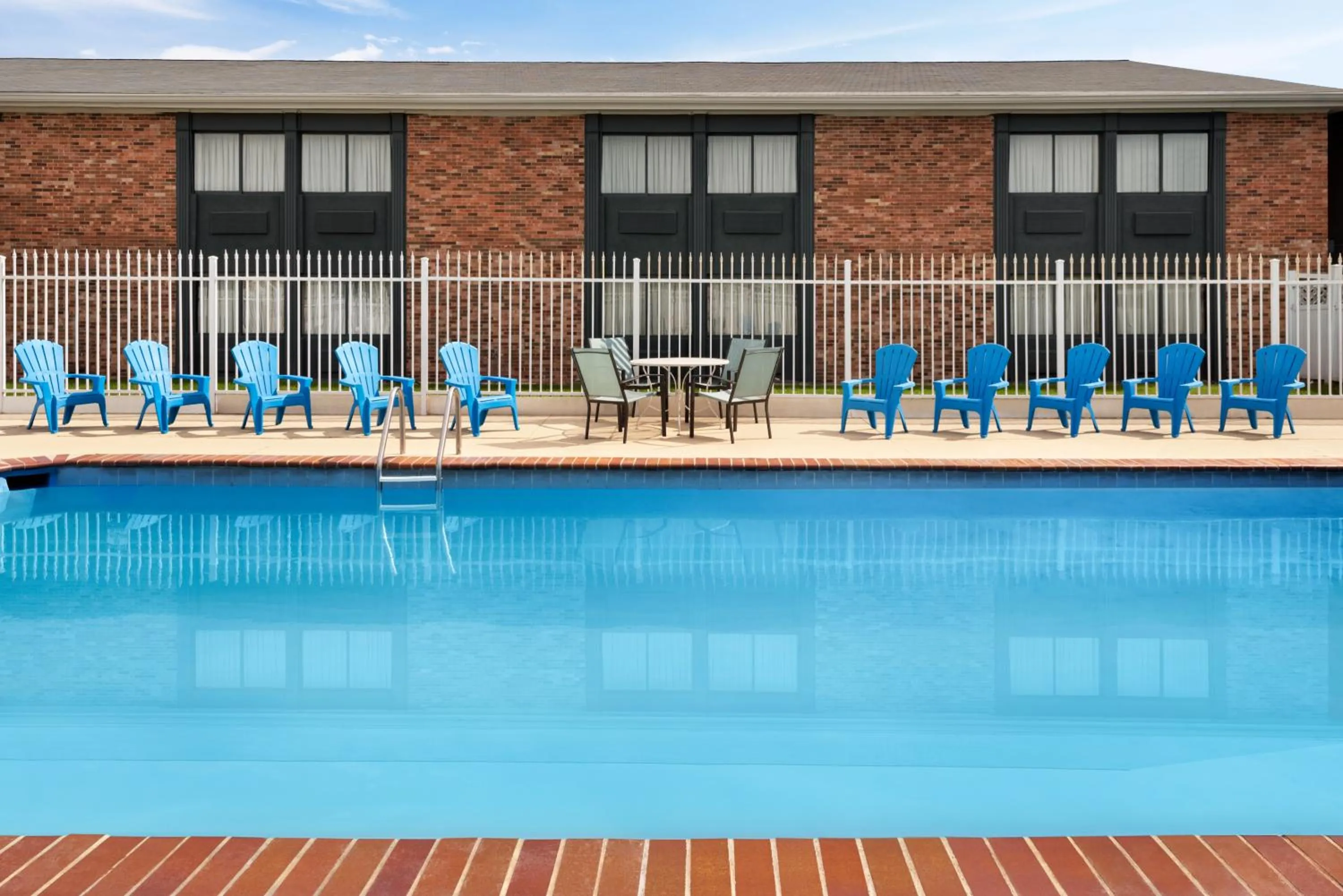 Area and facilities in Super 8 by Wyndham Des Moines