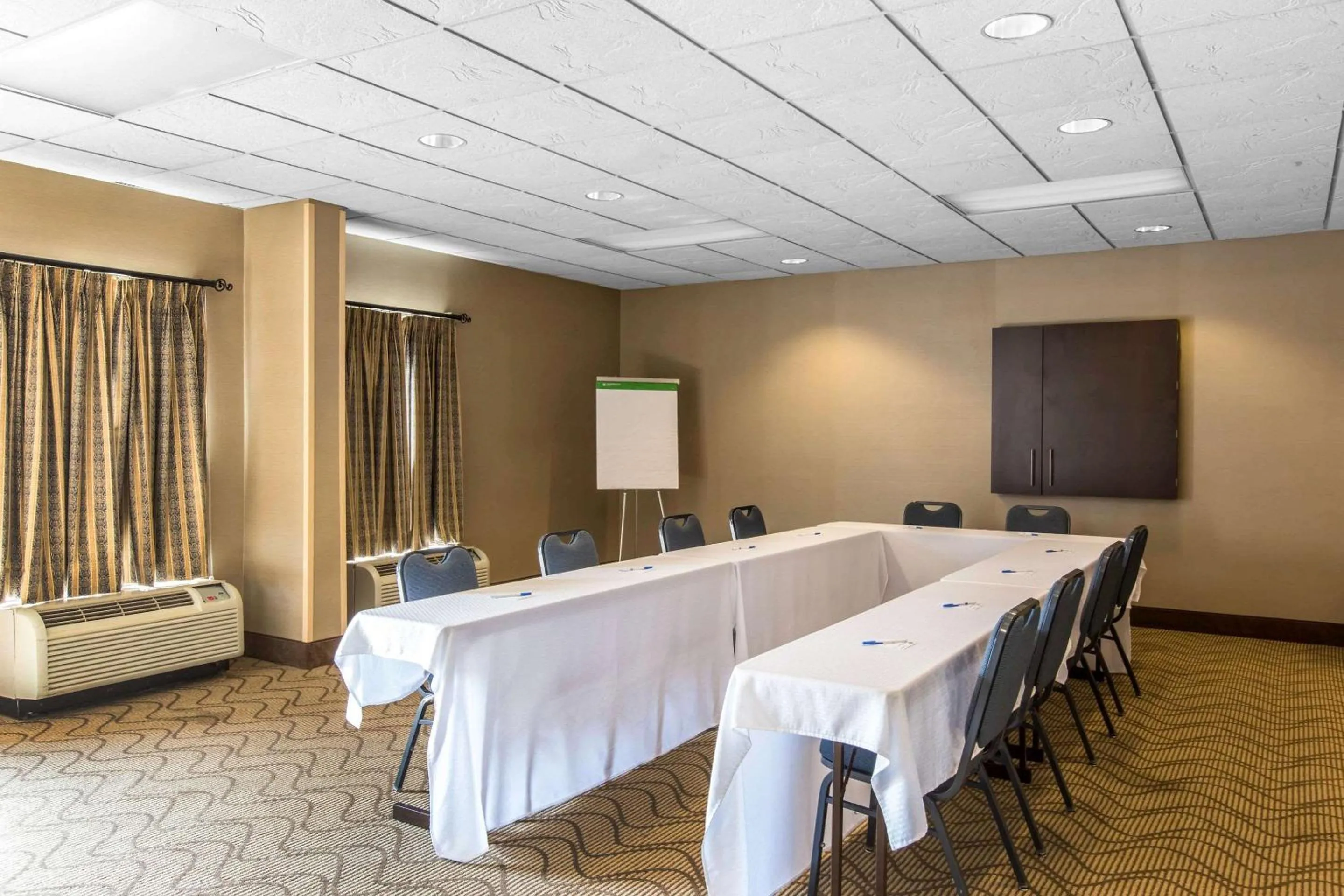 On site in Comfort Inn & Suites Thomson