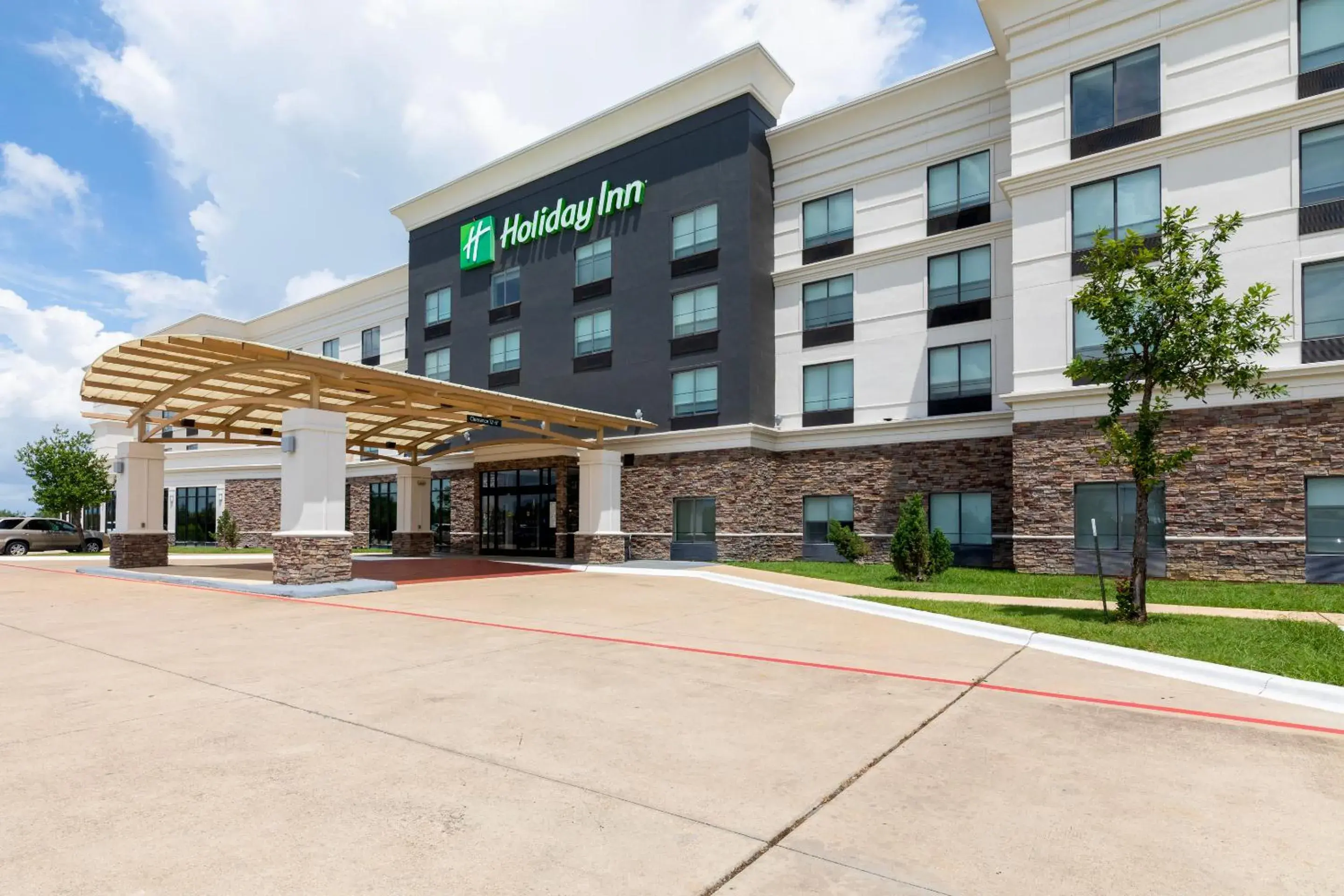 Property building in Holiday Inn Austin North by IHG Property building in Holiday Inn Austin North by IHG